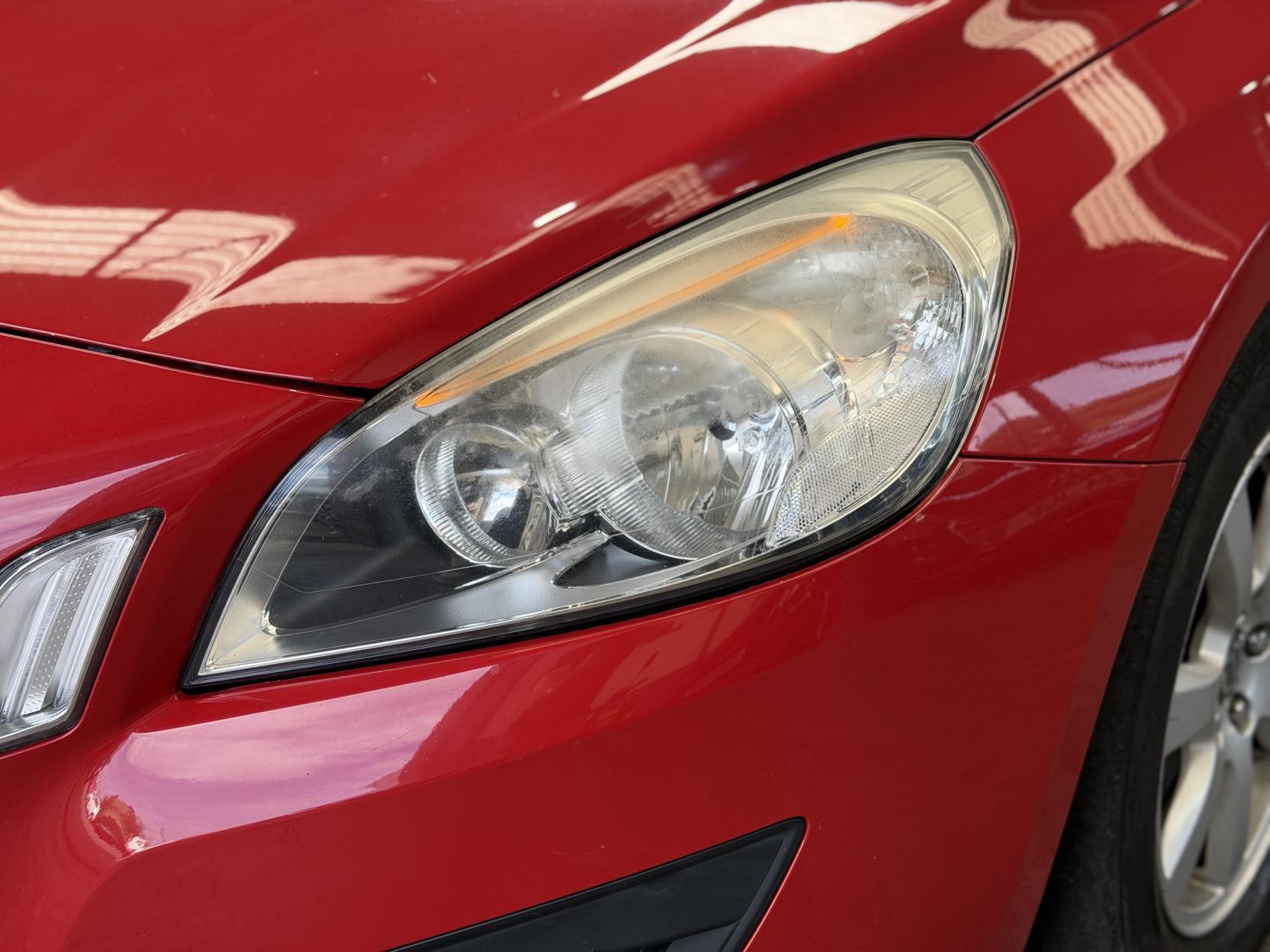 Volvo S60 - Image 12
