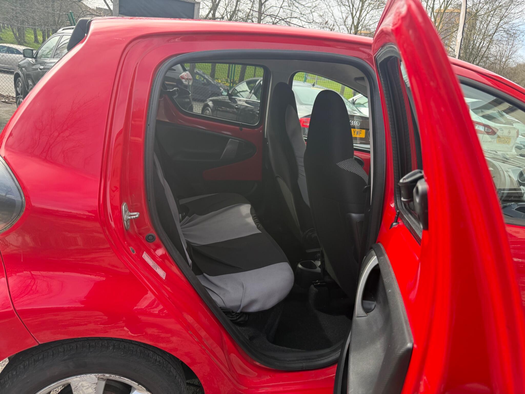 Toyota Aygo - Image 17