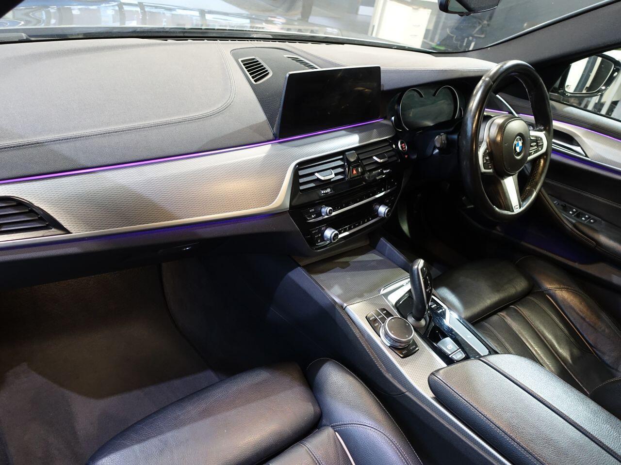 BMW 5 Series - Image 14