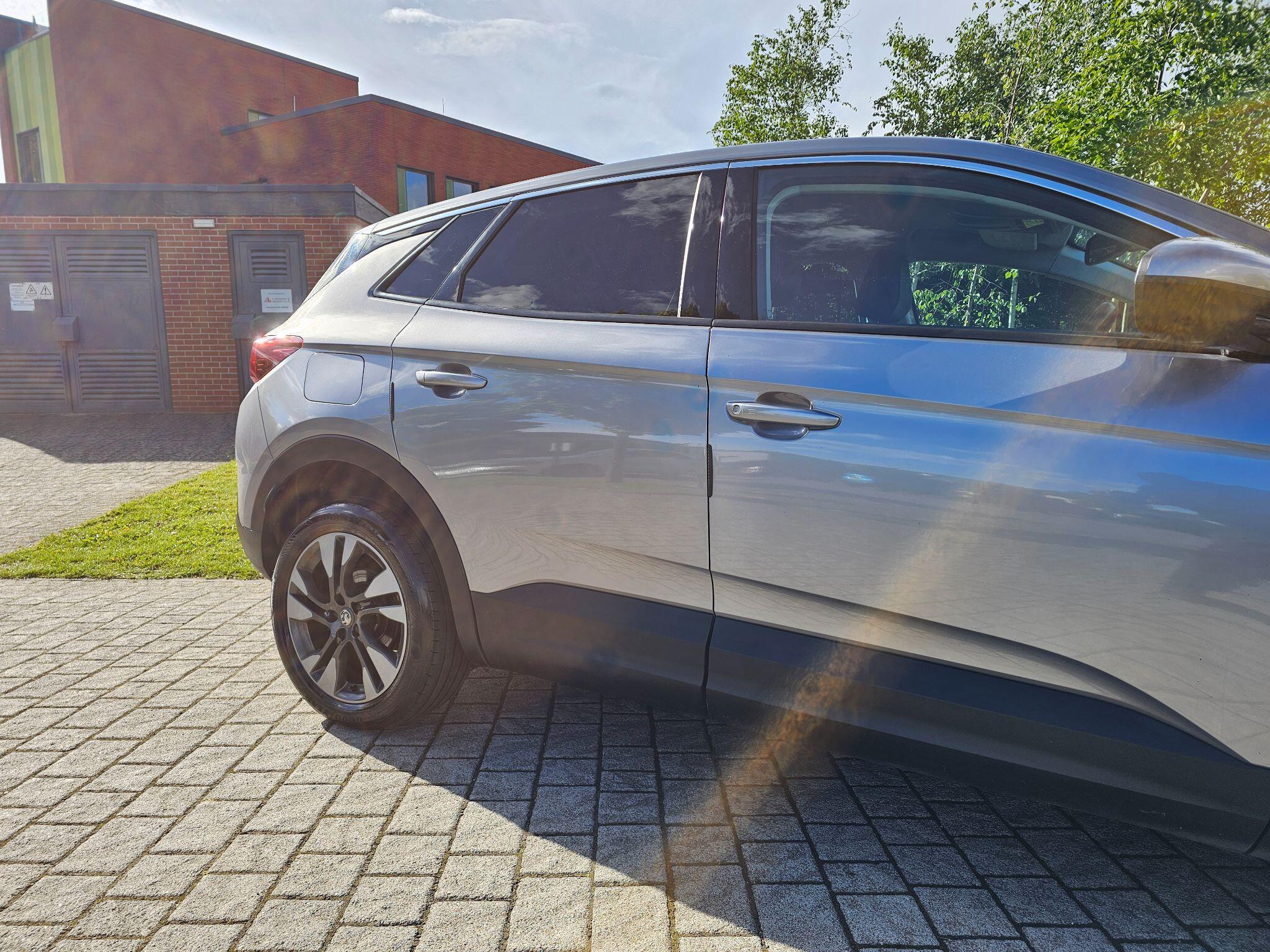 Vauxhall Grandland X - Image 10