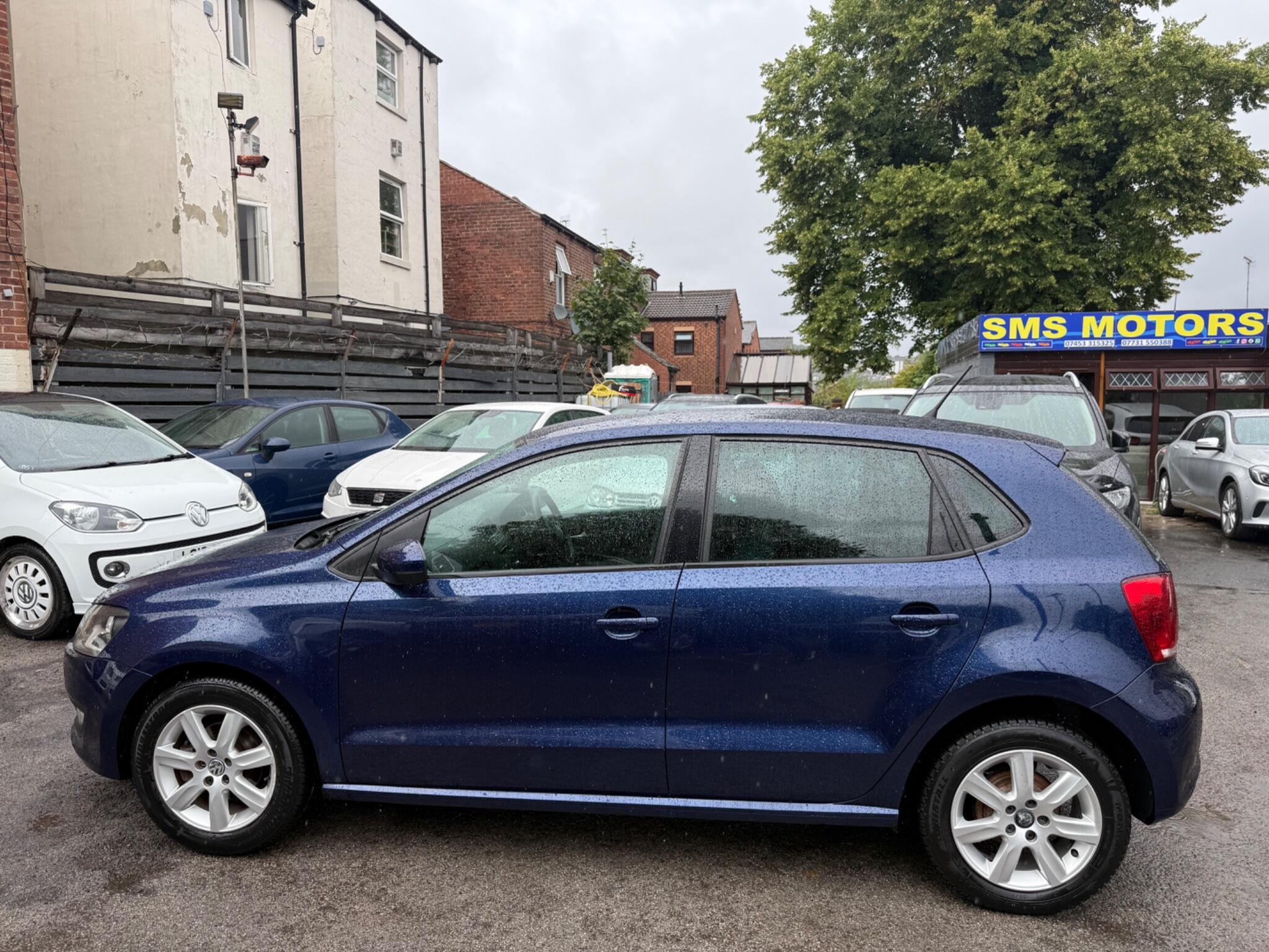 Volkswagen Polo - Image 4