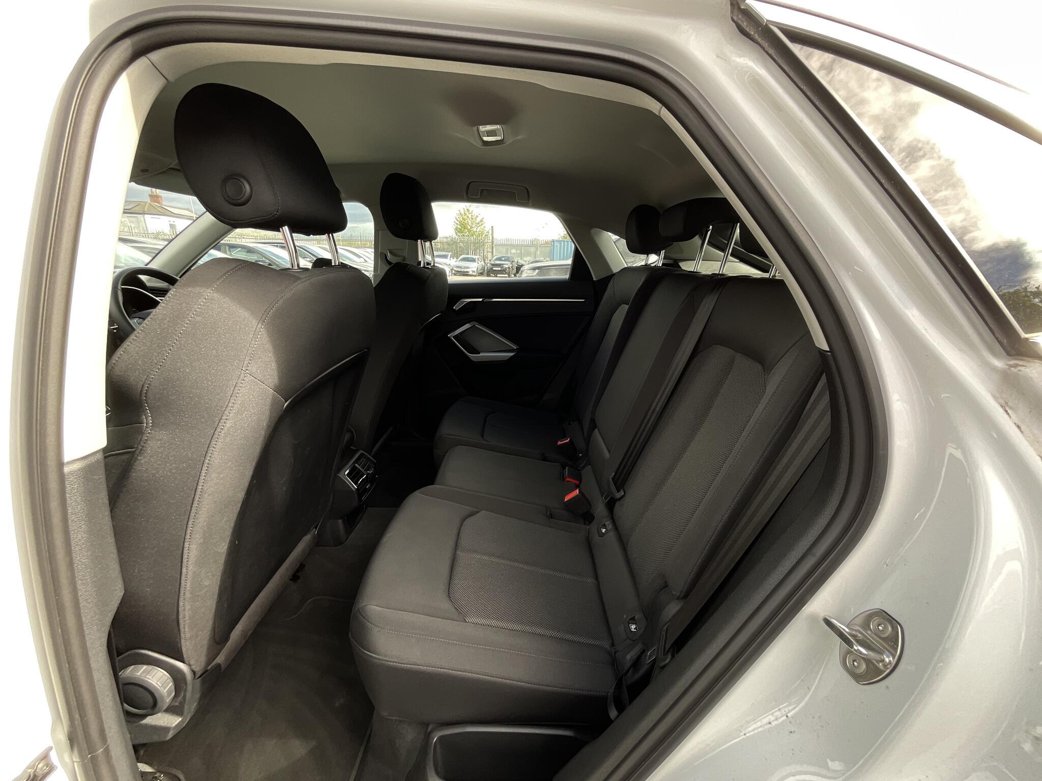 Audi Q3 - Image 11