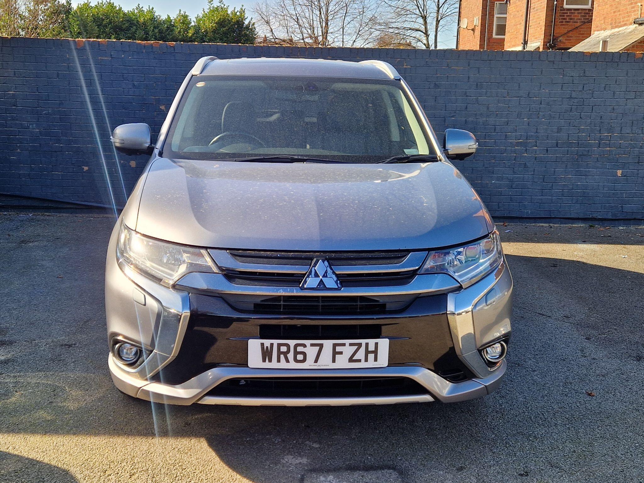 Mitsubishi Outlander - Image 4