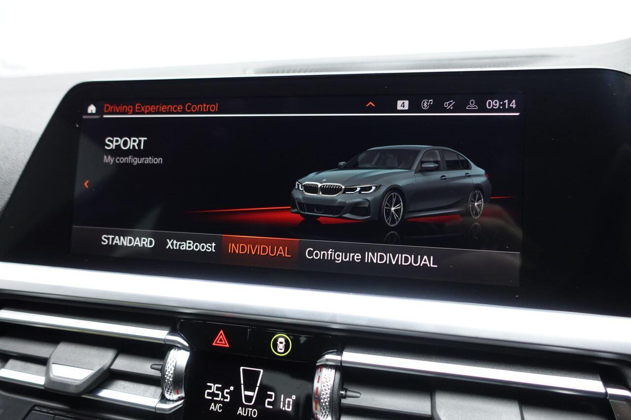 BMW 3 Series - Image 29