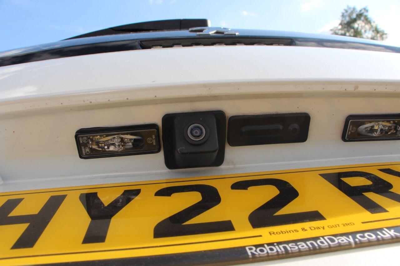 Peugeot 5008 - Image 15