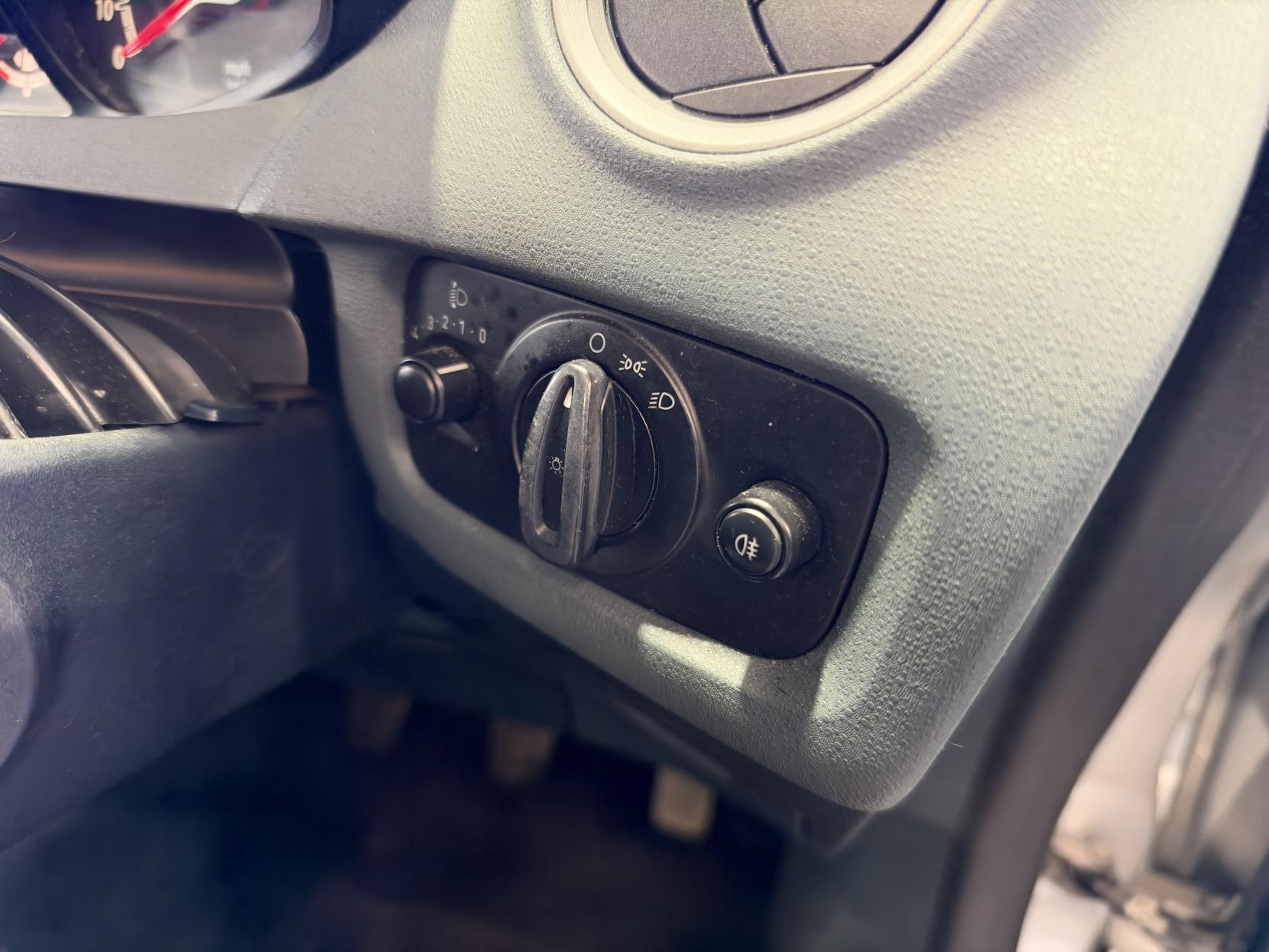 Ford Fiesta - Image 15