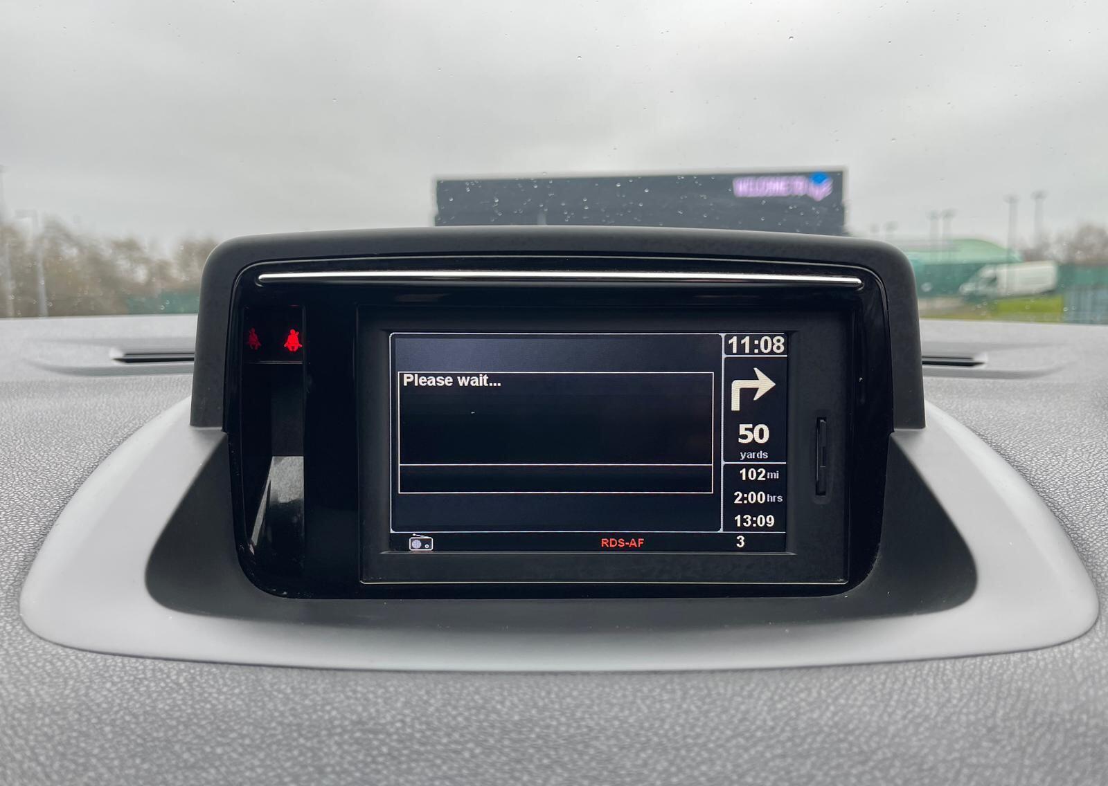 Renault Megane - Image 36