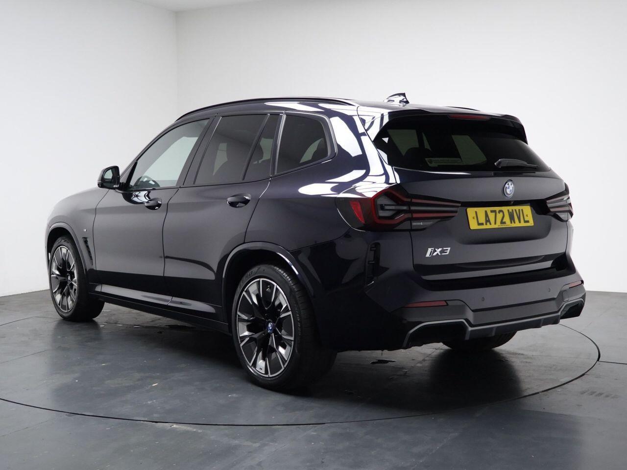 BMW iX3 - Image 9