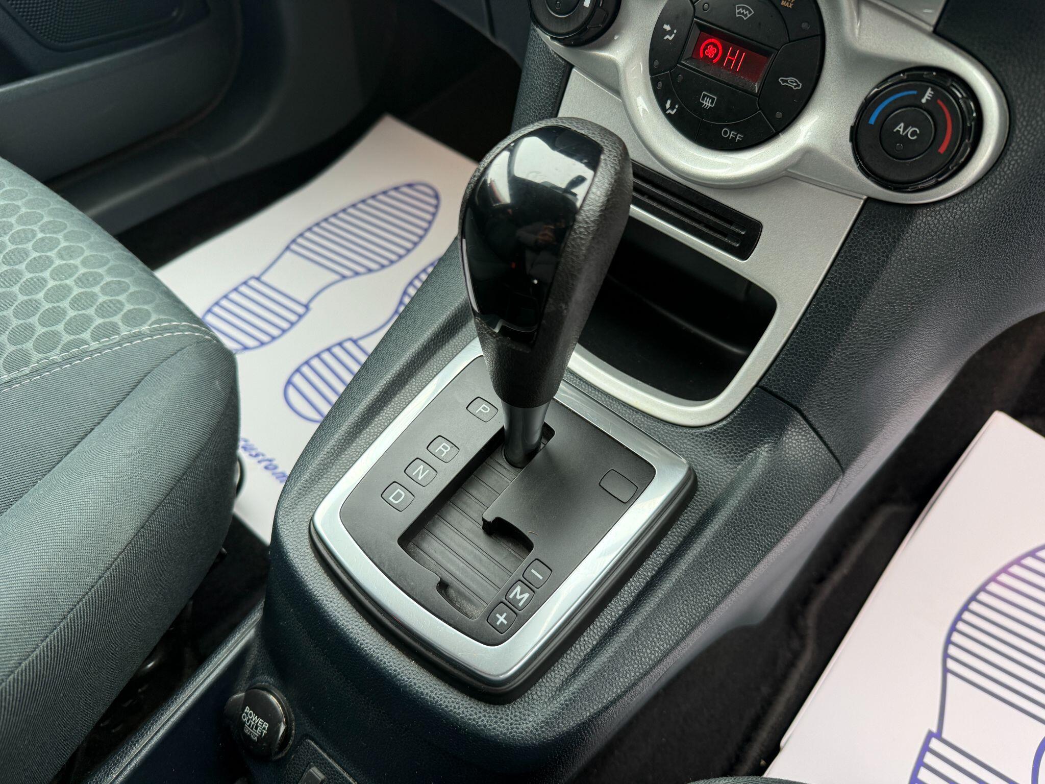 Ford Fiesta - Image 49