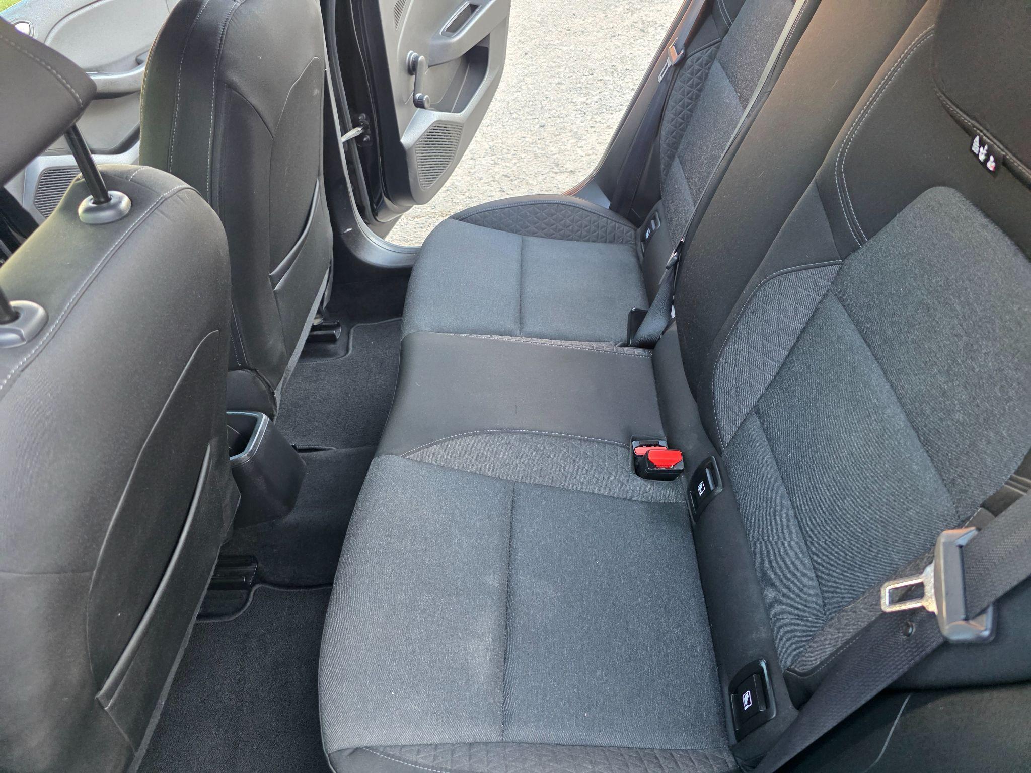 Renault Clio - Image 26