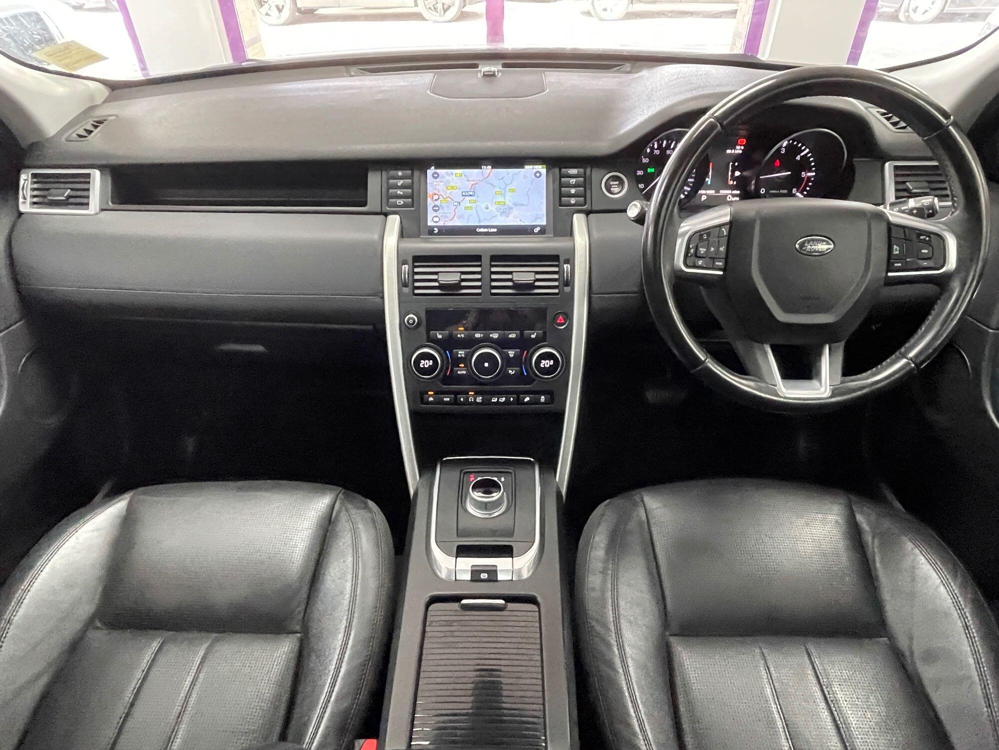 Land Rover DISCOVERY SPORT - Image 2