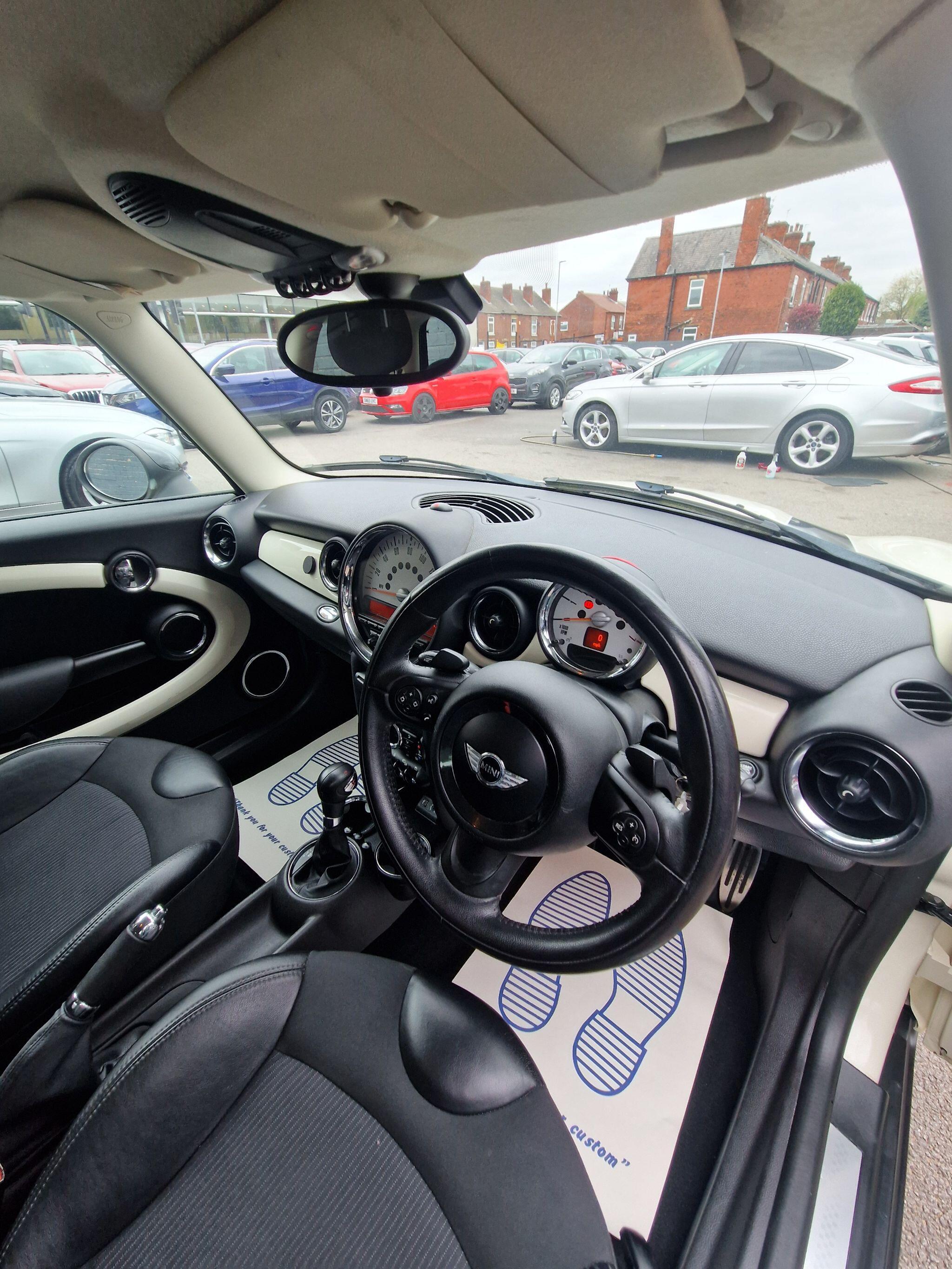 MINI Hatch - Image 31