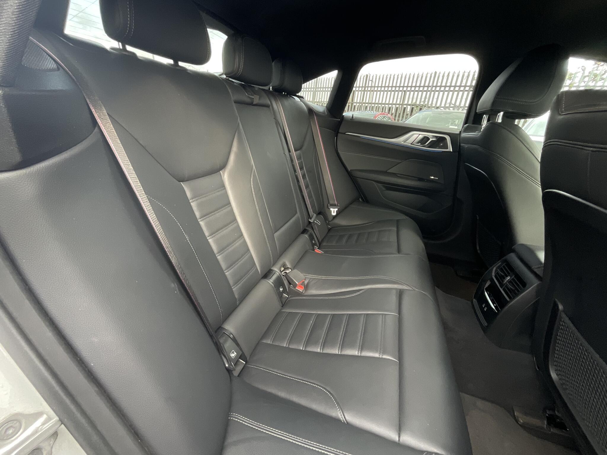 BMW I4 - Image 11