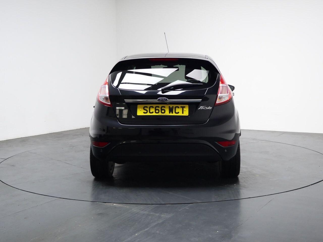 Ford Fiesta - Image 11