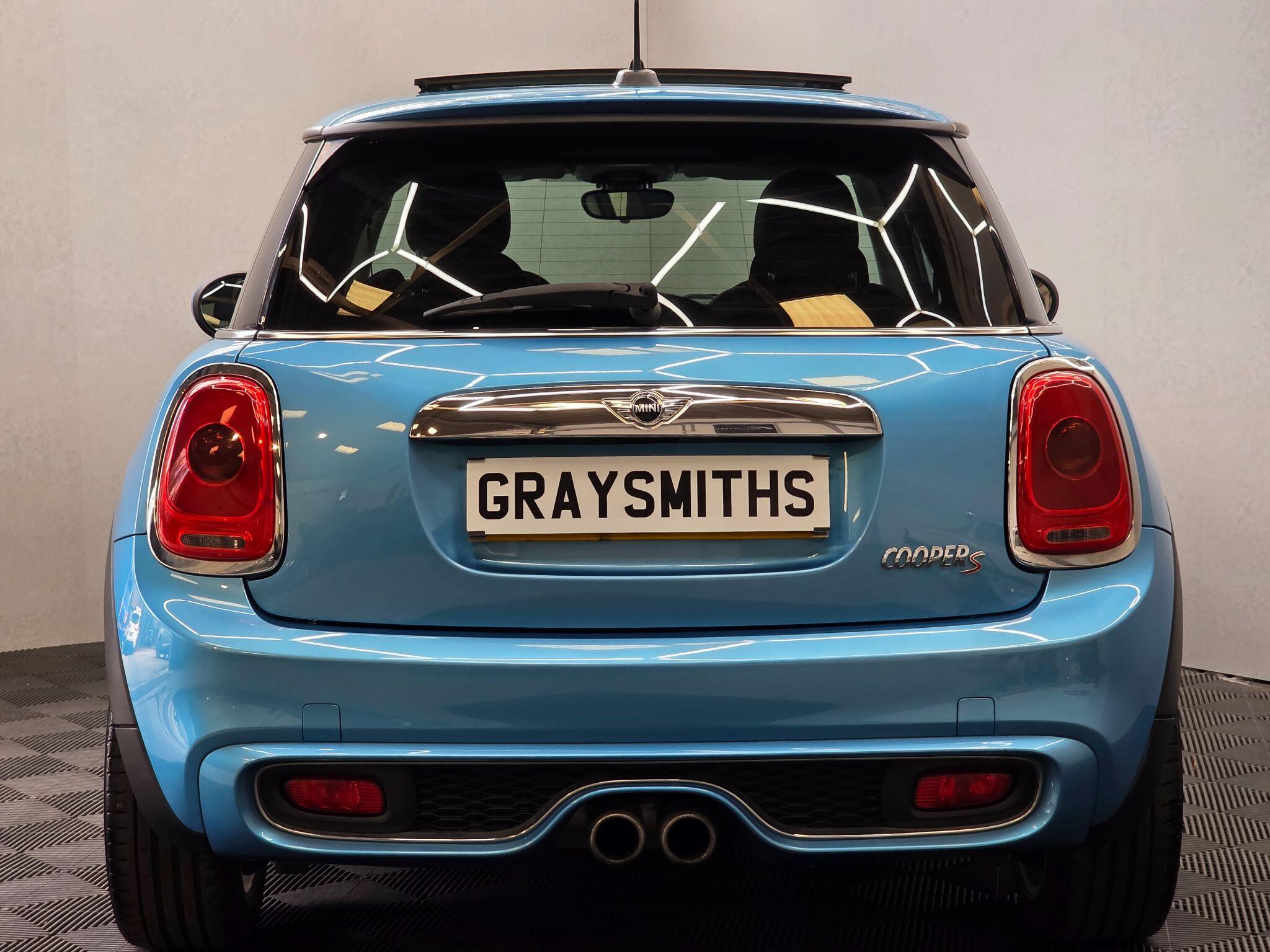 MINI Hatch - Image 9