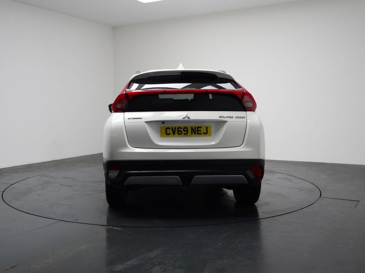 Mitsubishi Eclipse Cross - Image 11