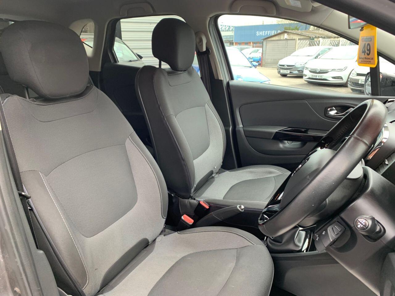 Renault Captur - Image 14