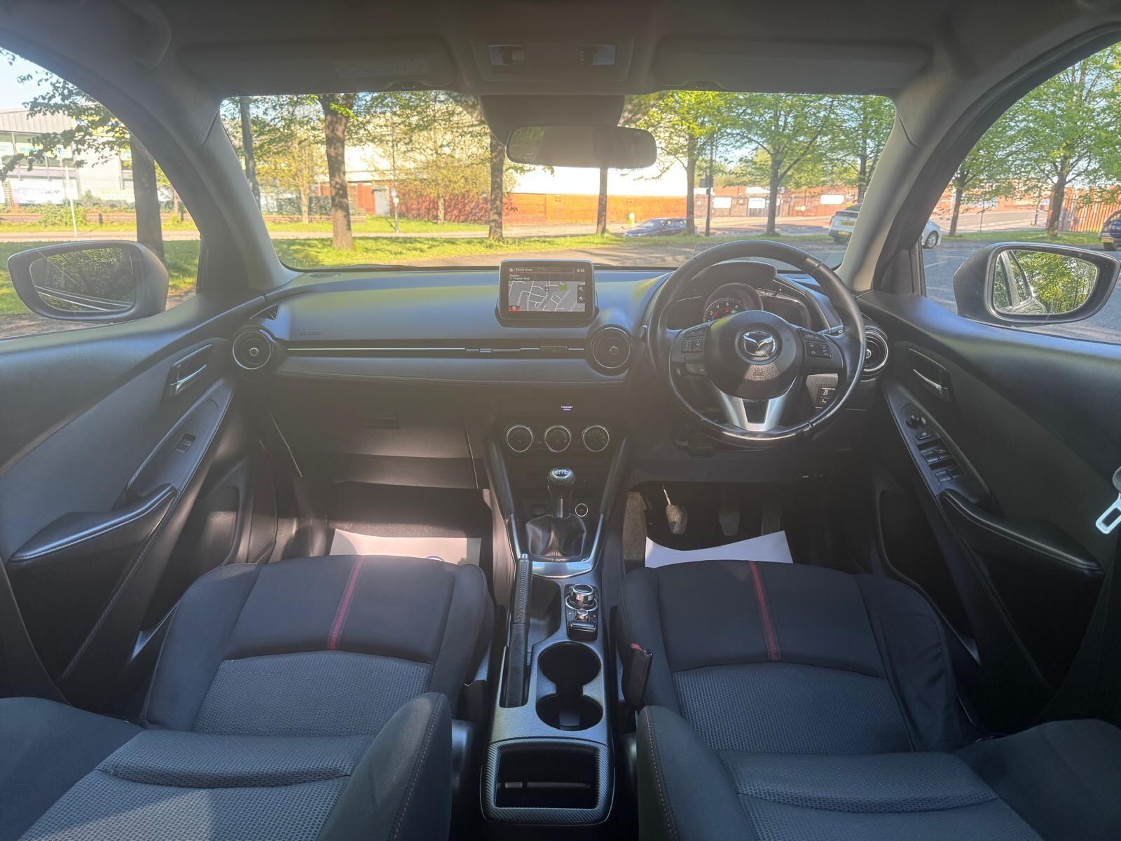 Mazda MAZDA2 - Image 15