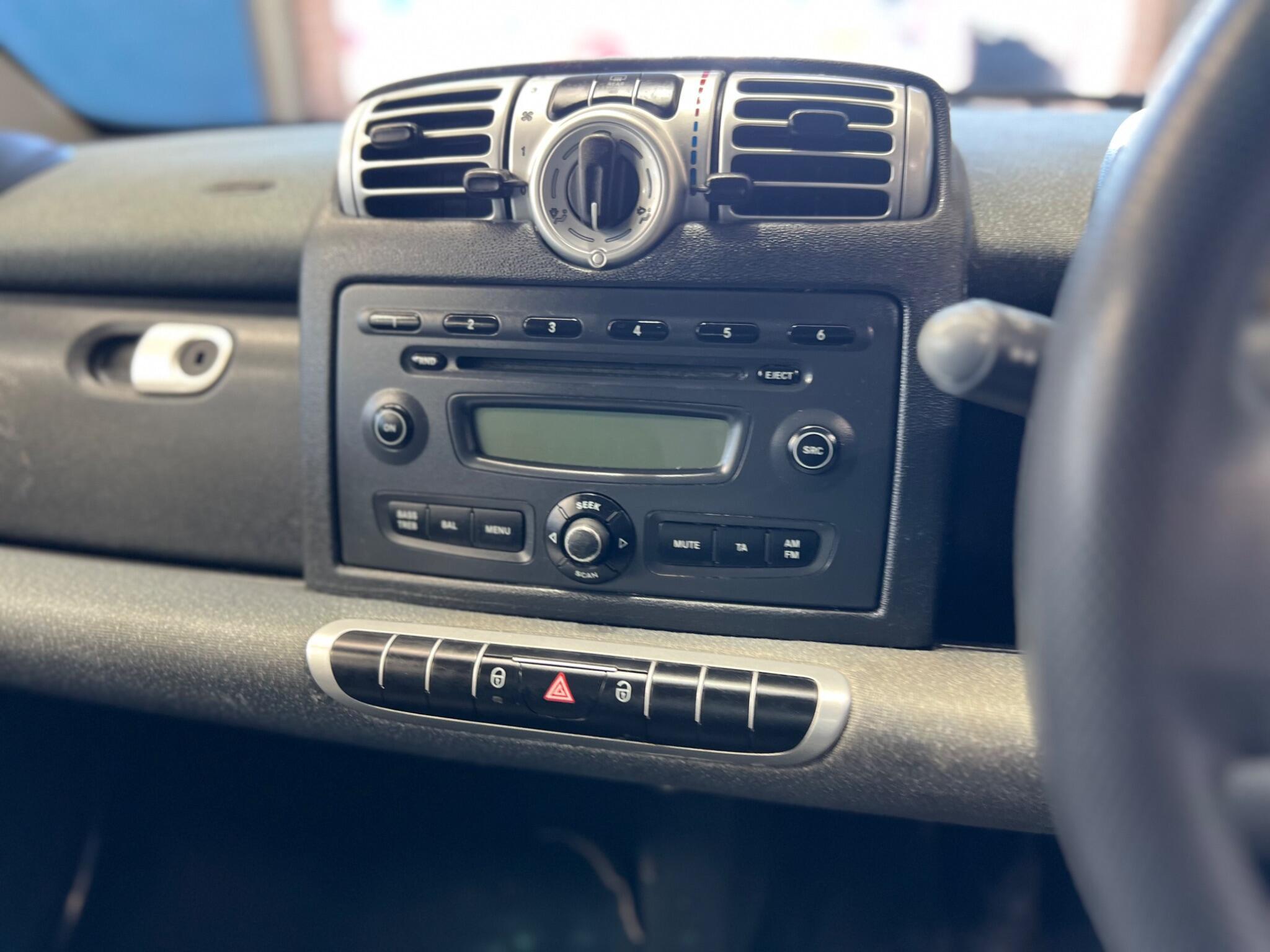Smart Fortwo - Image 15