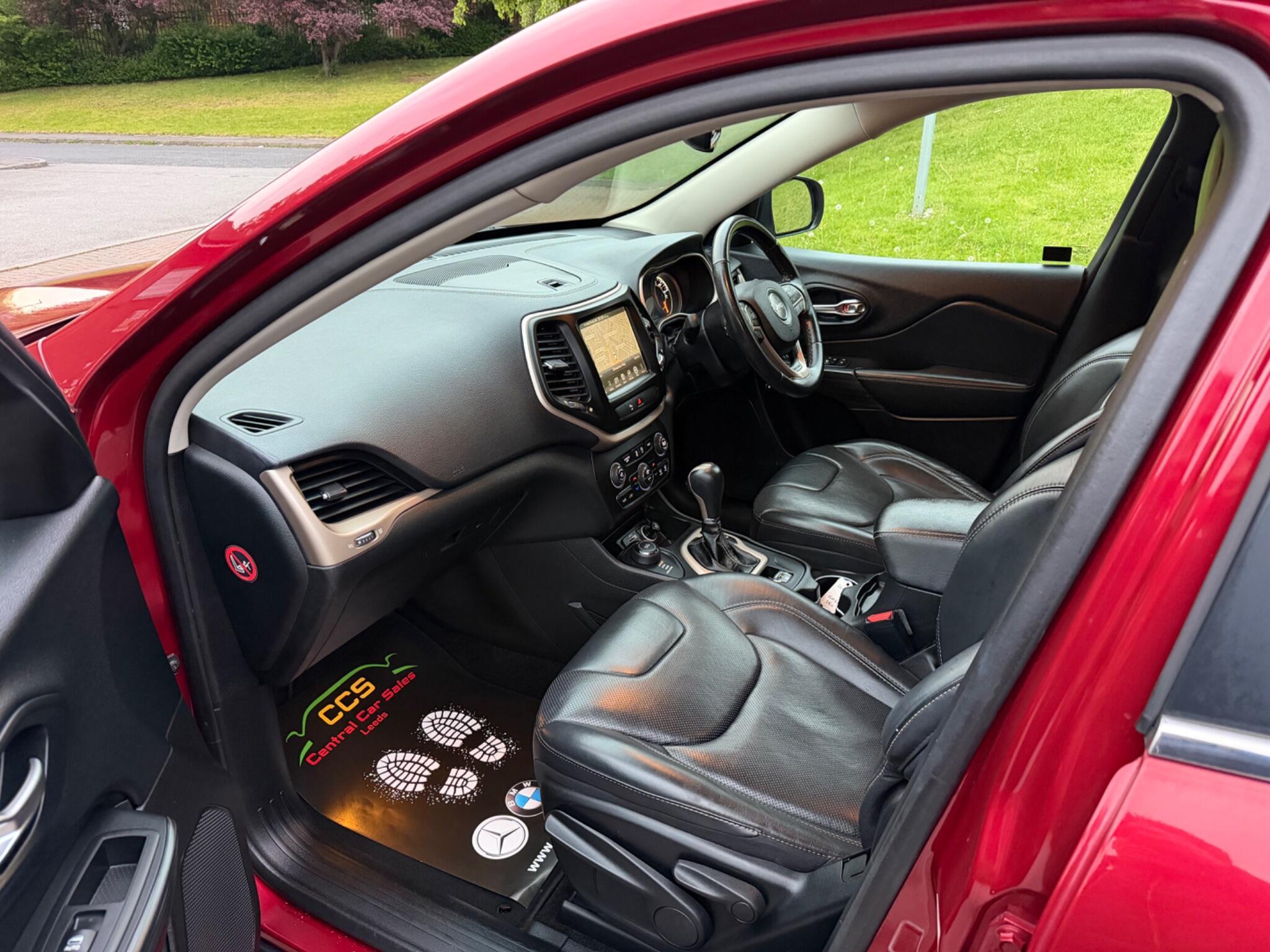 Jeep Cherokee - Image 6