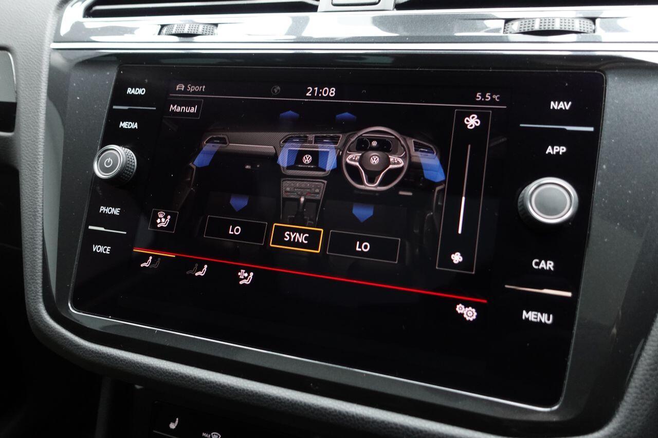 Volkswagen Tiguan - Image 41