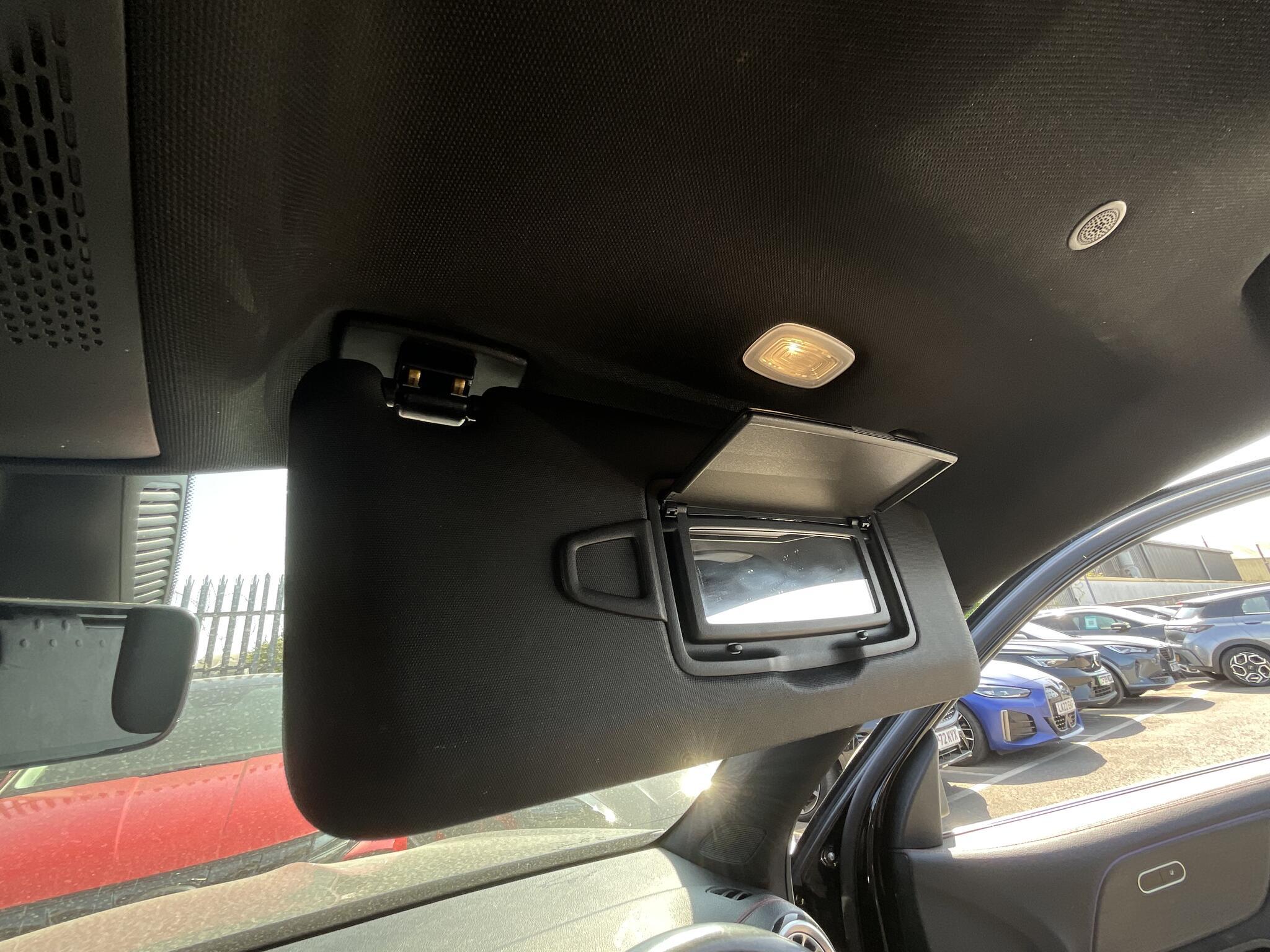 Mercedes Eqb - Image 13