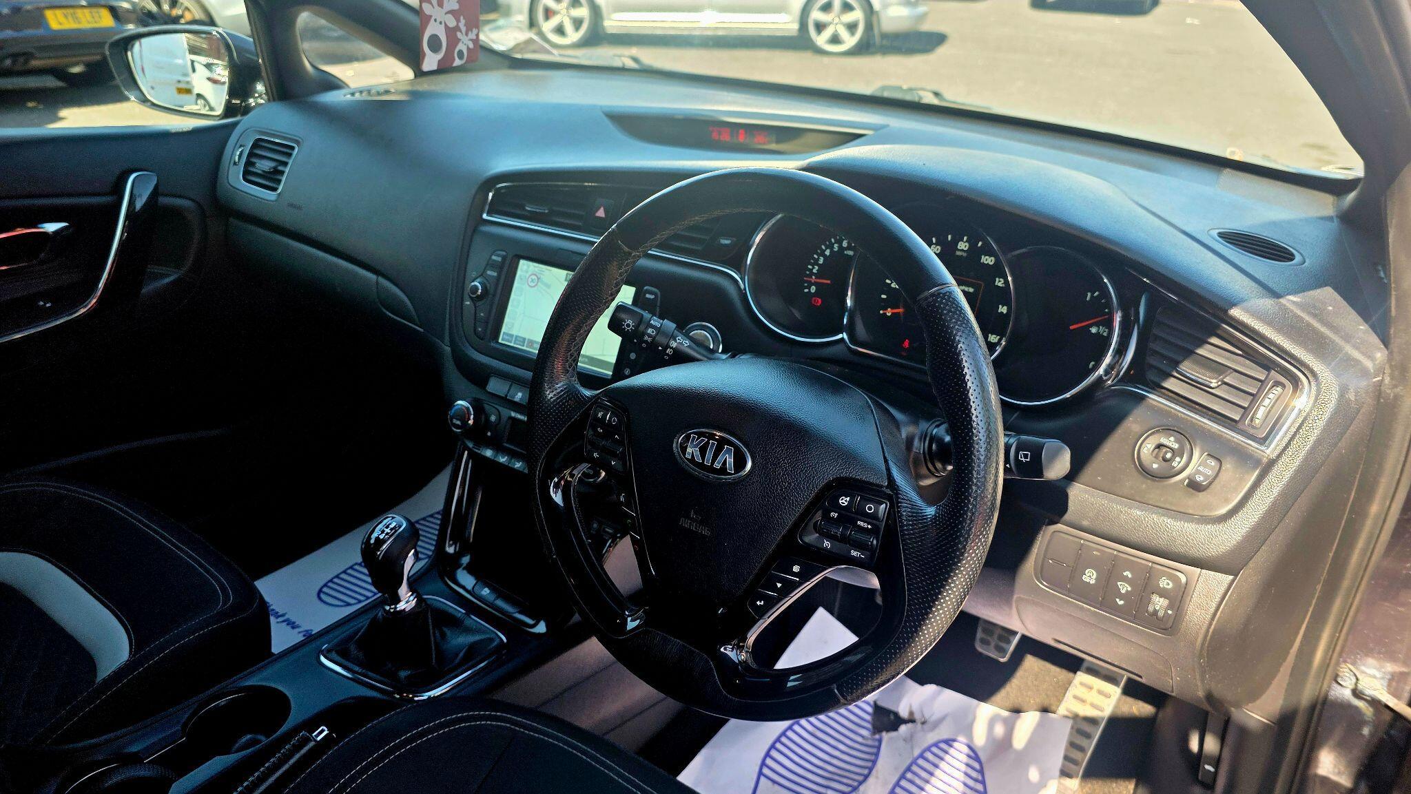 Kia ProCeed - Image 19