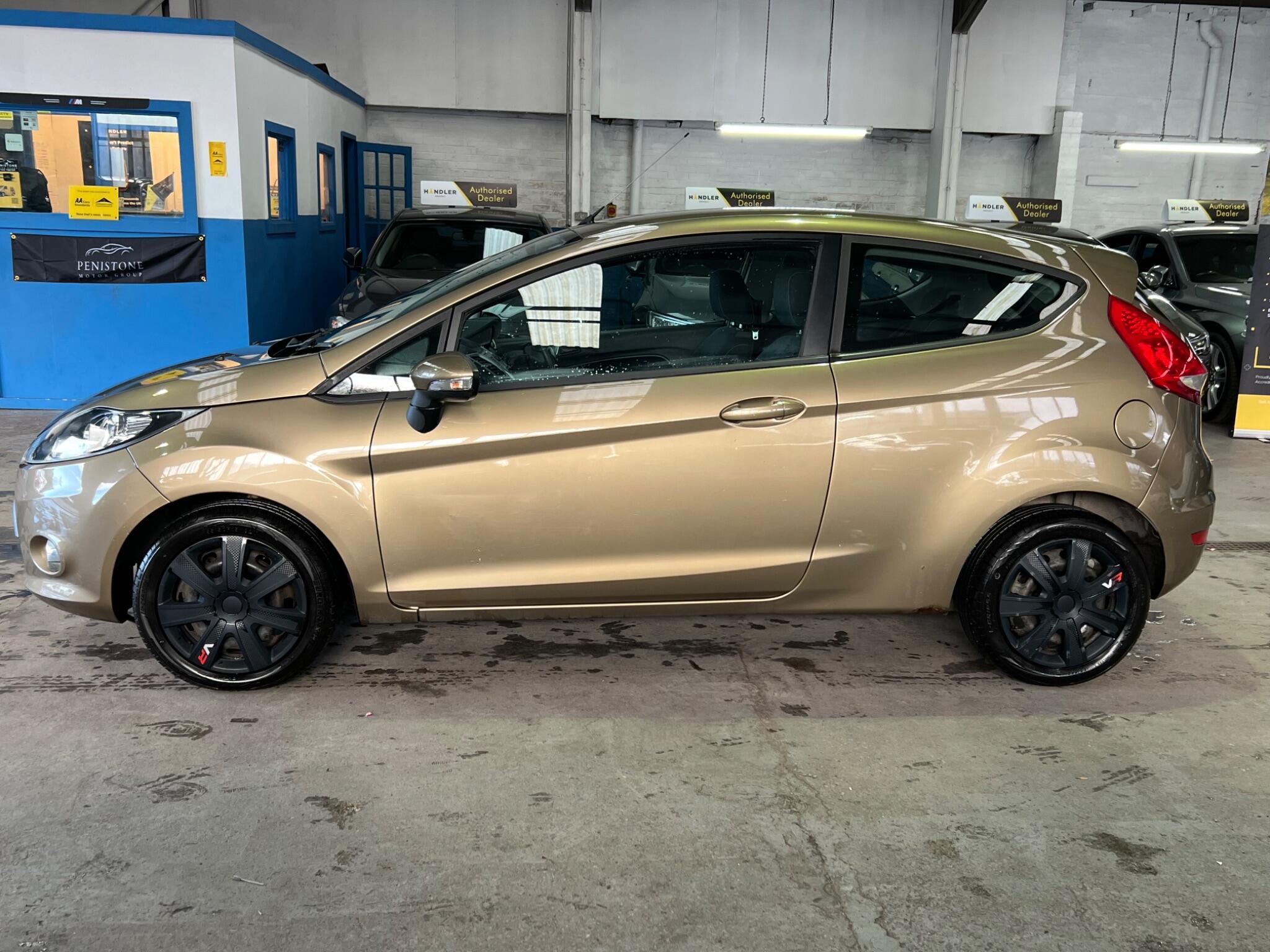 Ford Fiesta - Image 4