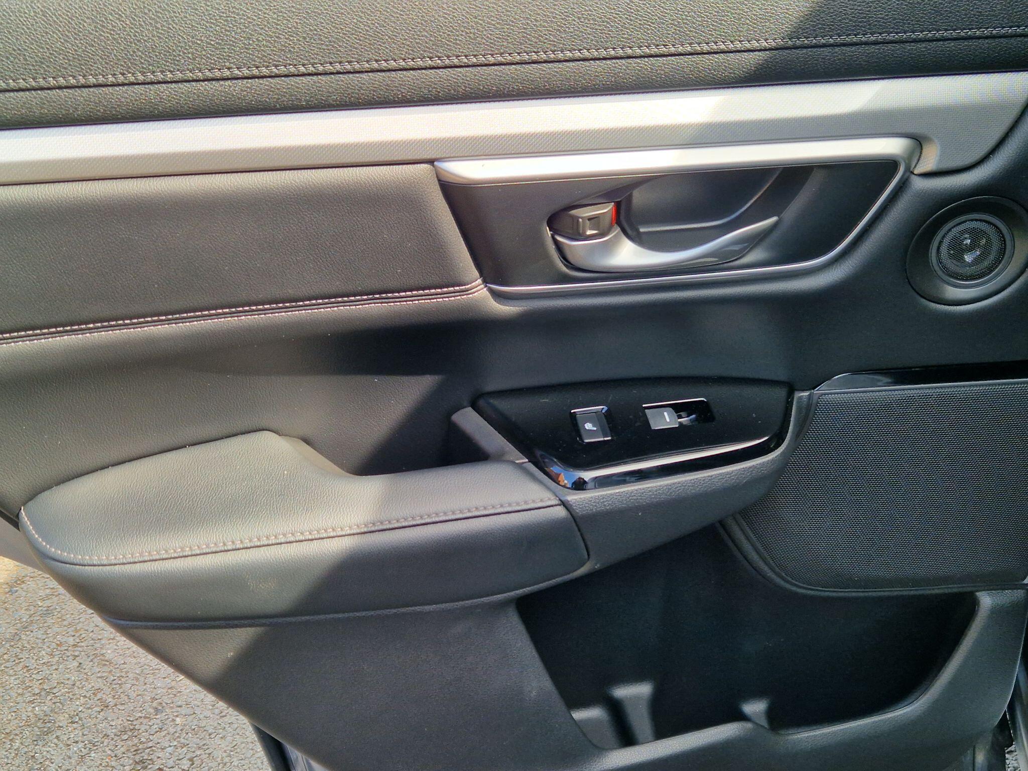 Honda CR-V - Image 42