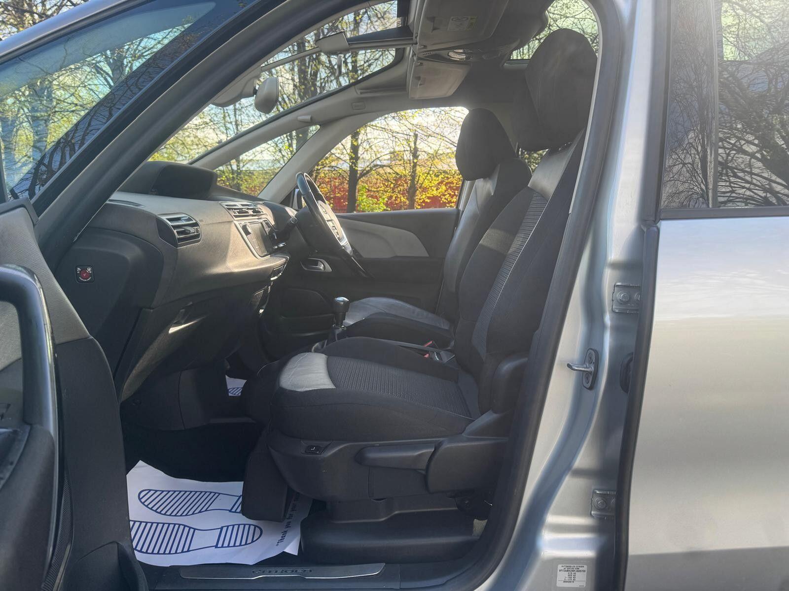 Citroen Grand C4 Picasso - Image 45