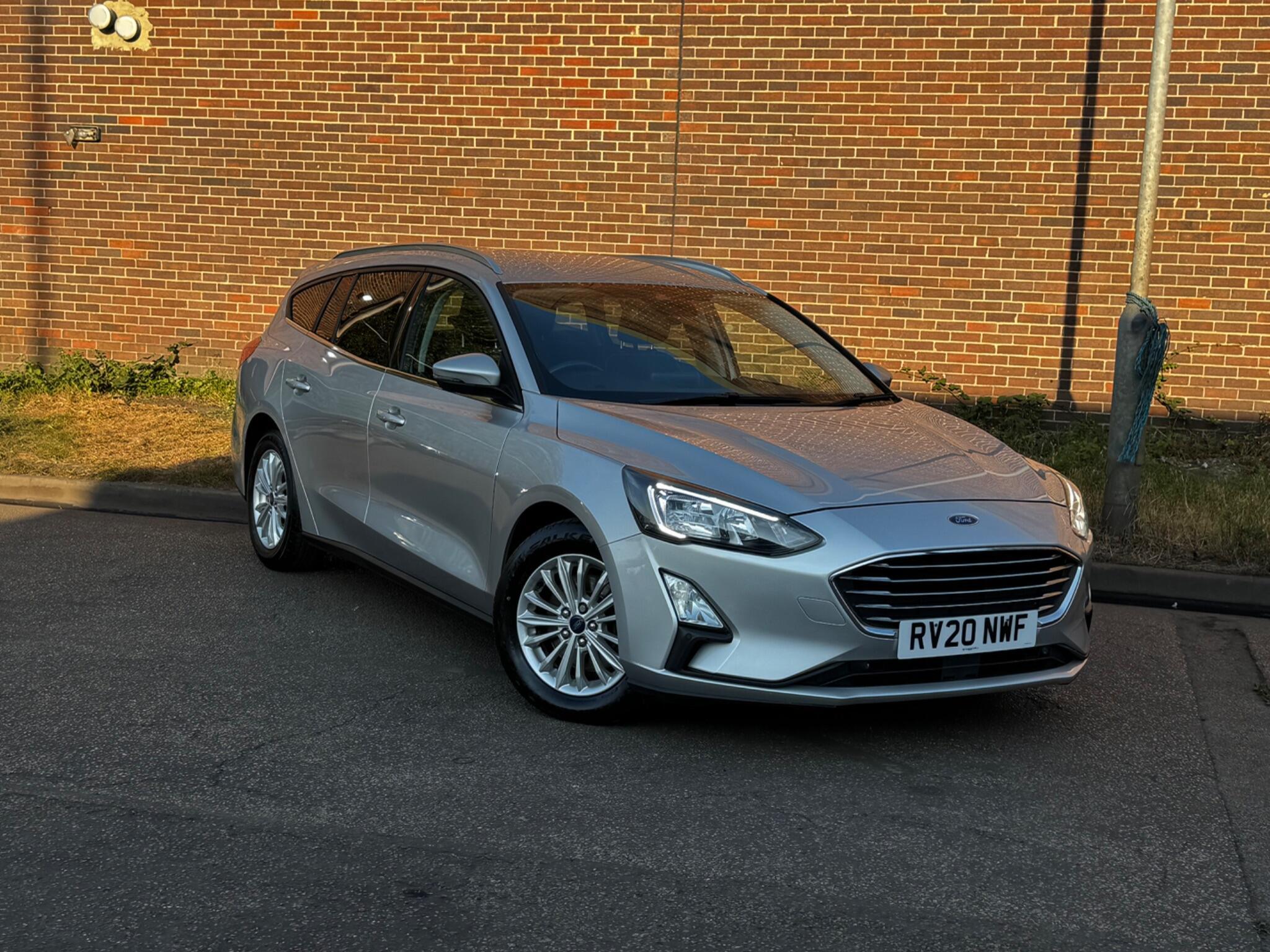 Ford Focus - Image 7