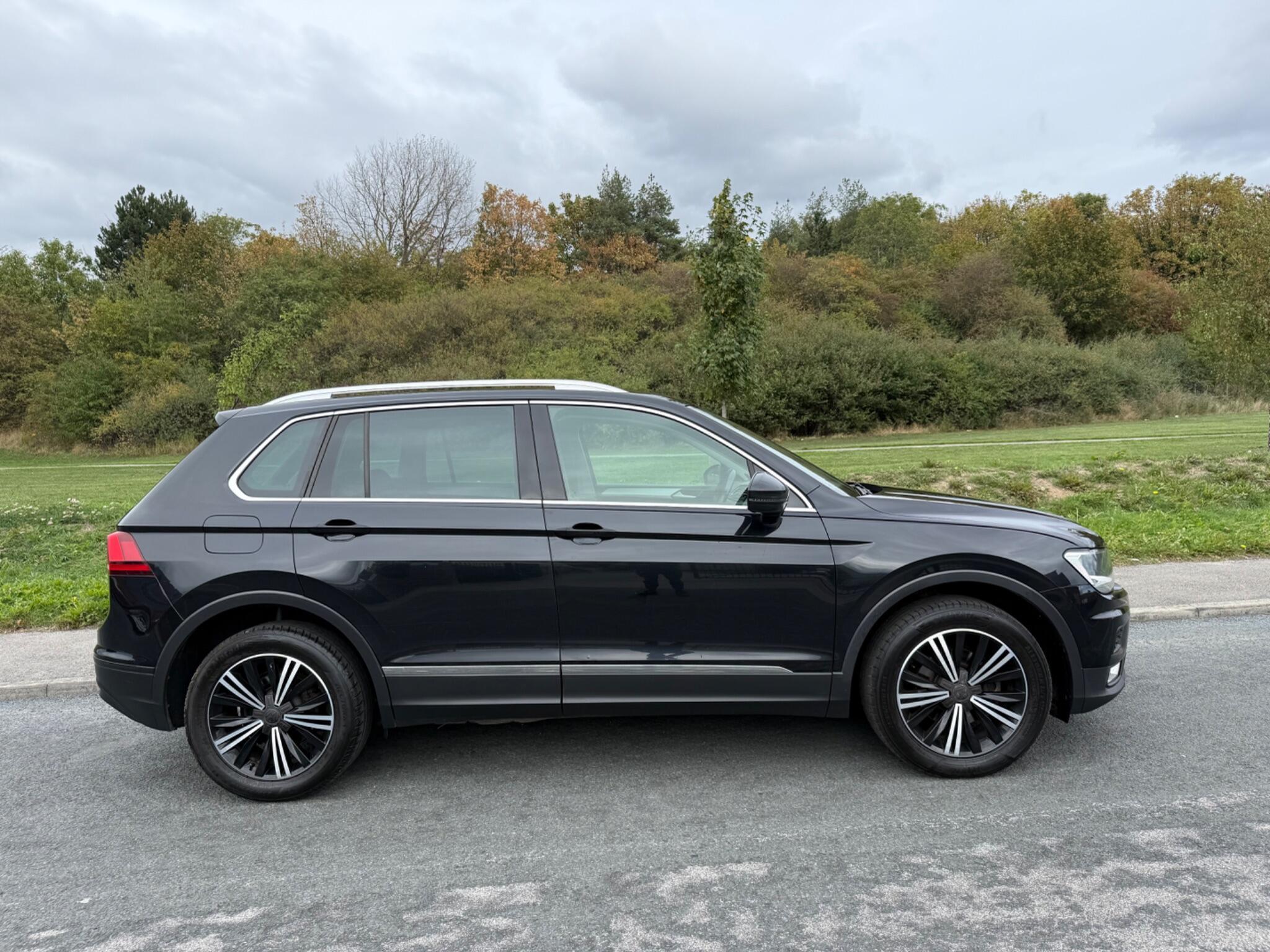 Volkswagen Tiguan - Image 2