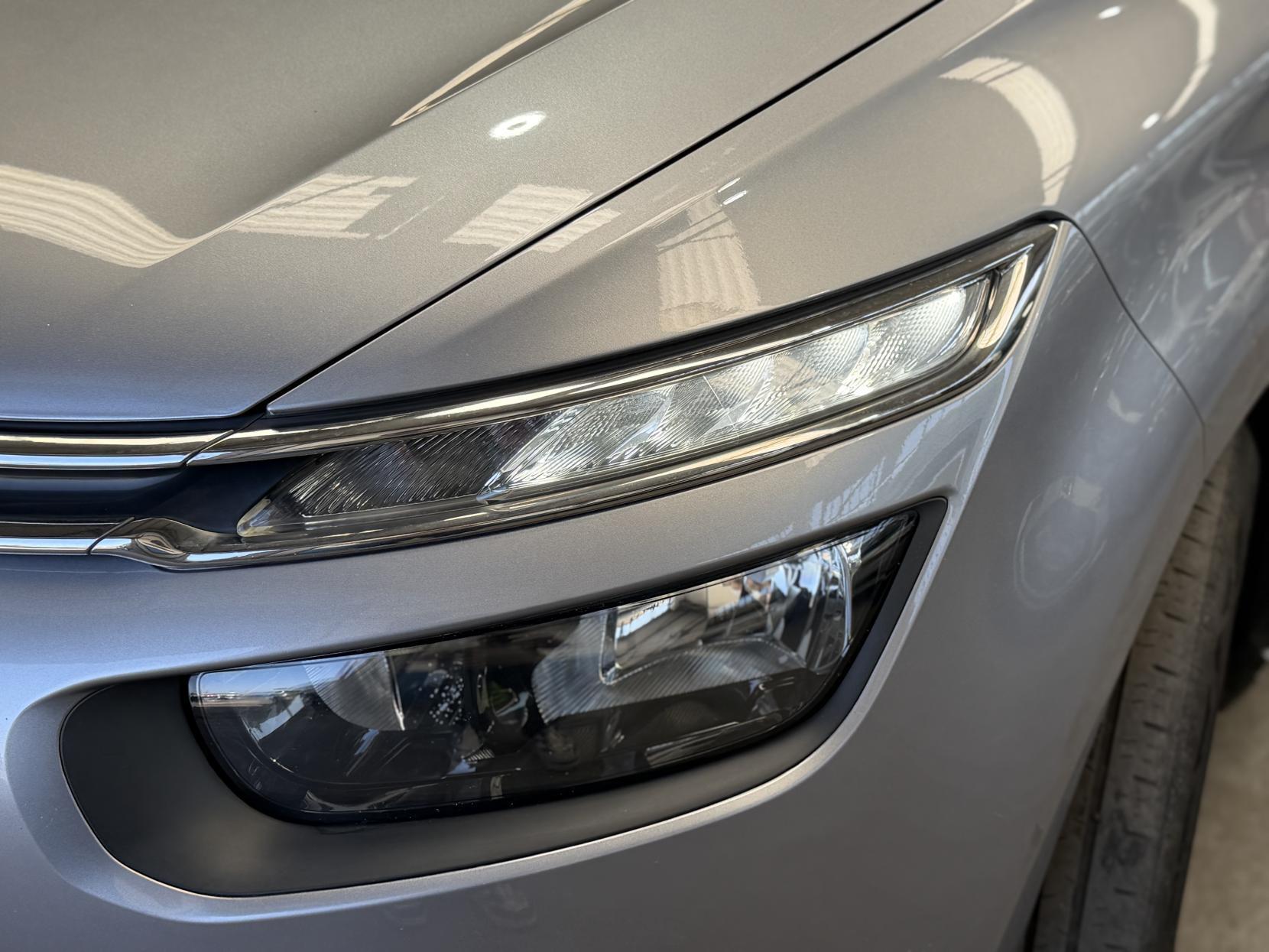 Citroen C4 Picasso - Image 12