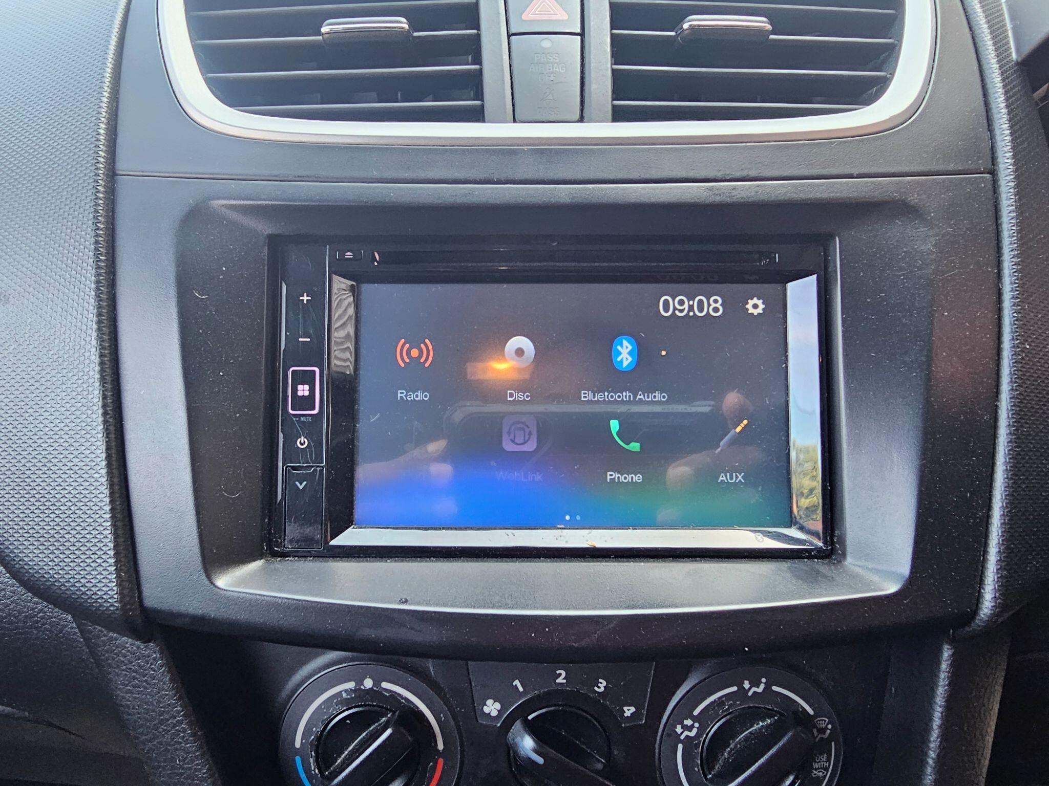 Suzuki Swift - Image 18