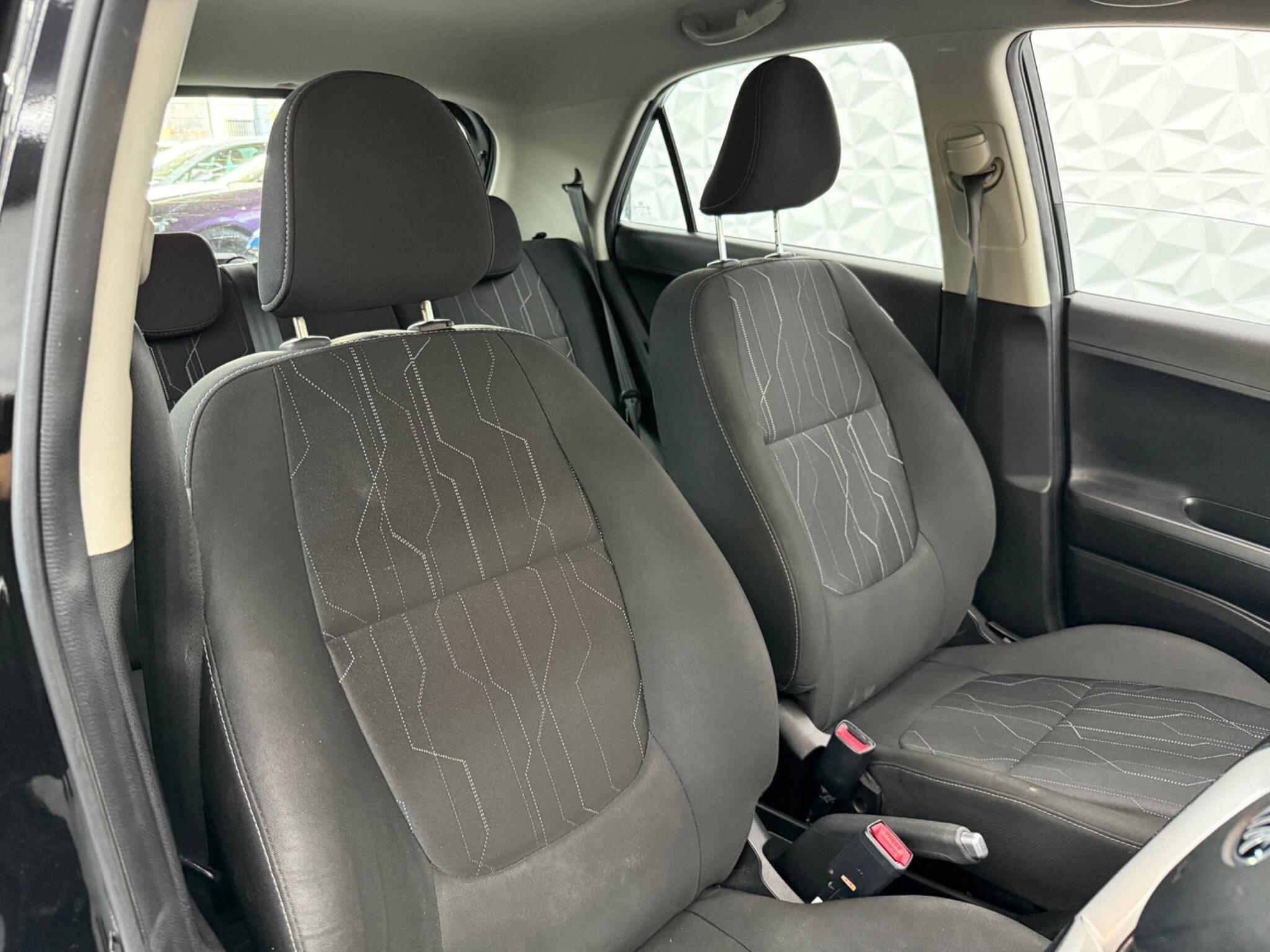 Kia Picanto - Image 14