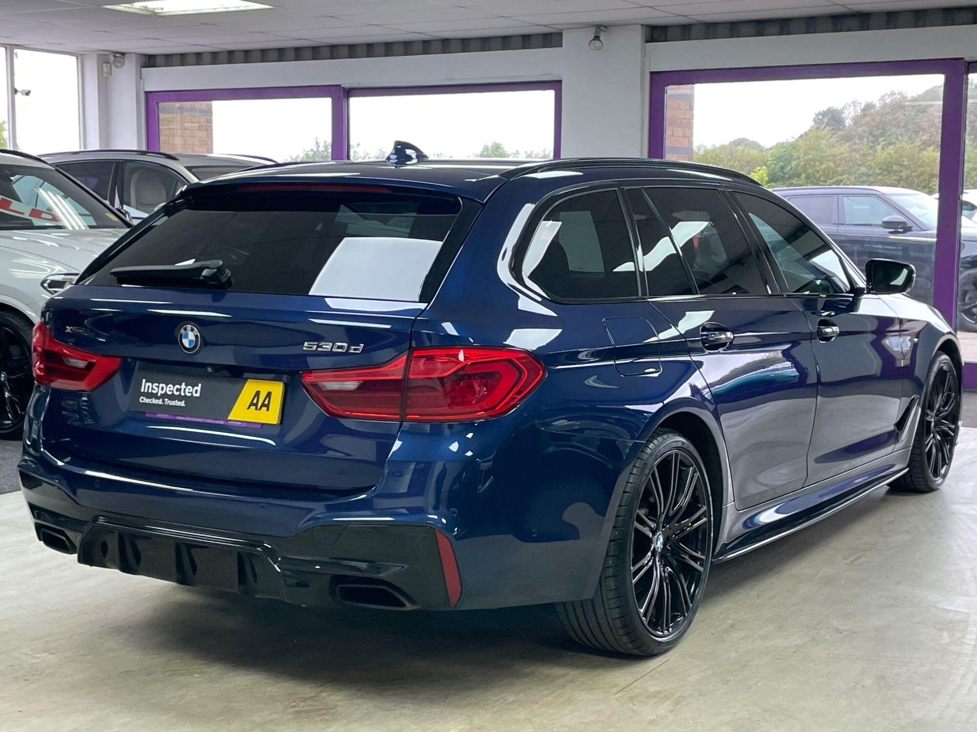 BMW 5 Series - Image 9