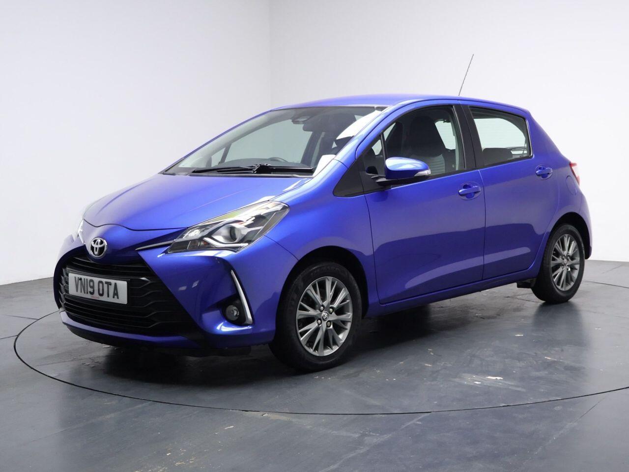 Toyota Yaris - Image 6