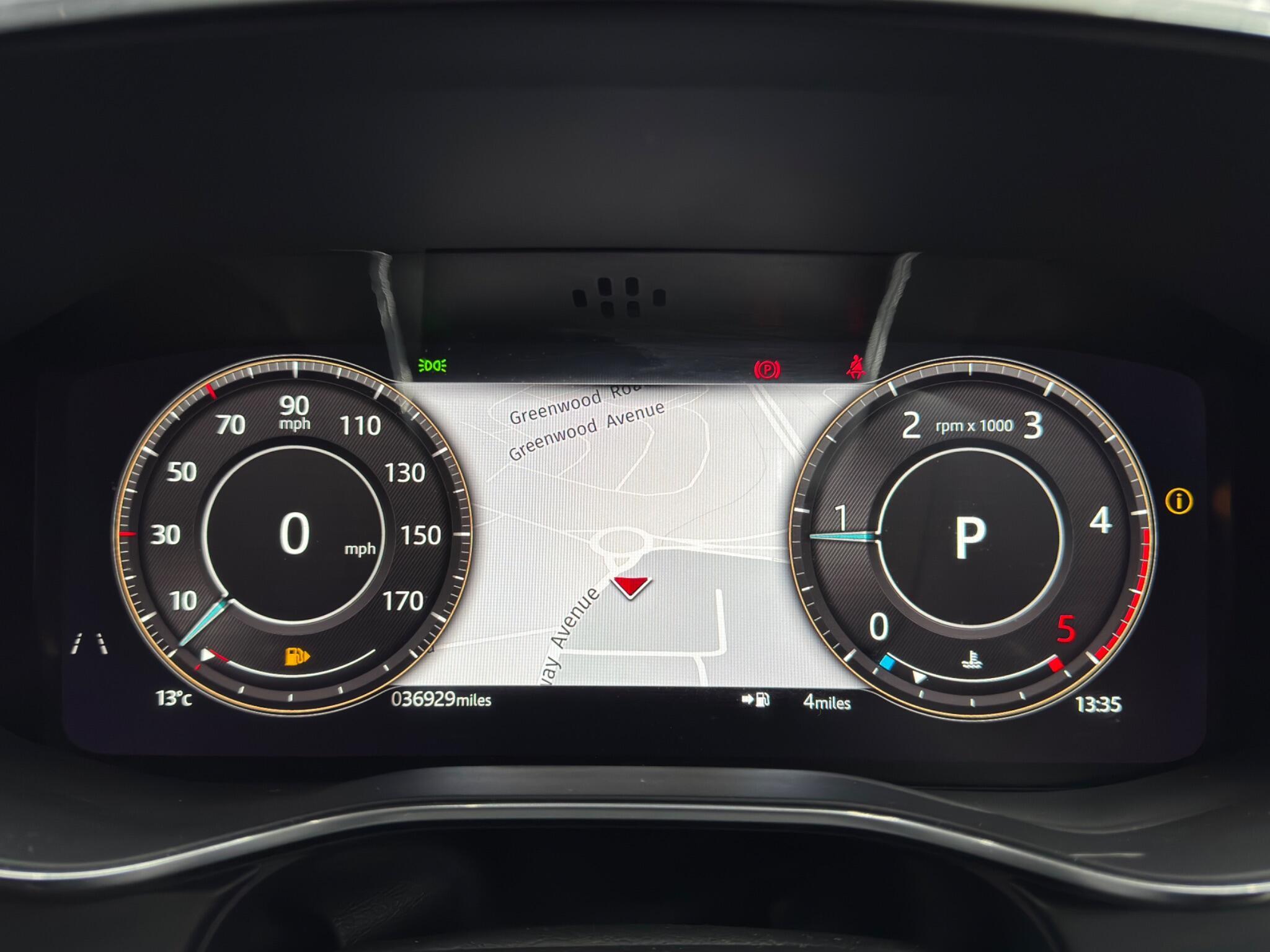 Jaguar F-Pace - Image 22