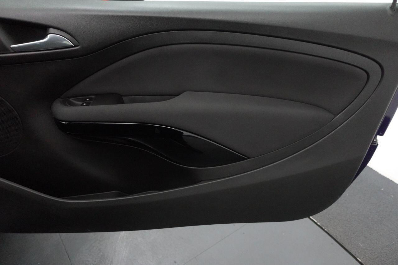 Vauxhall ADAM - Image 17