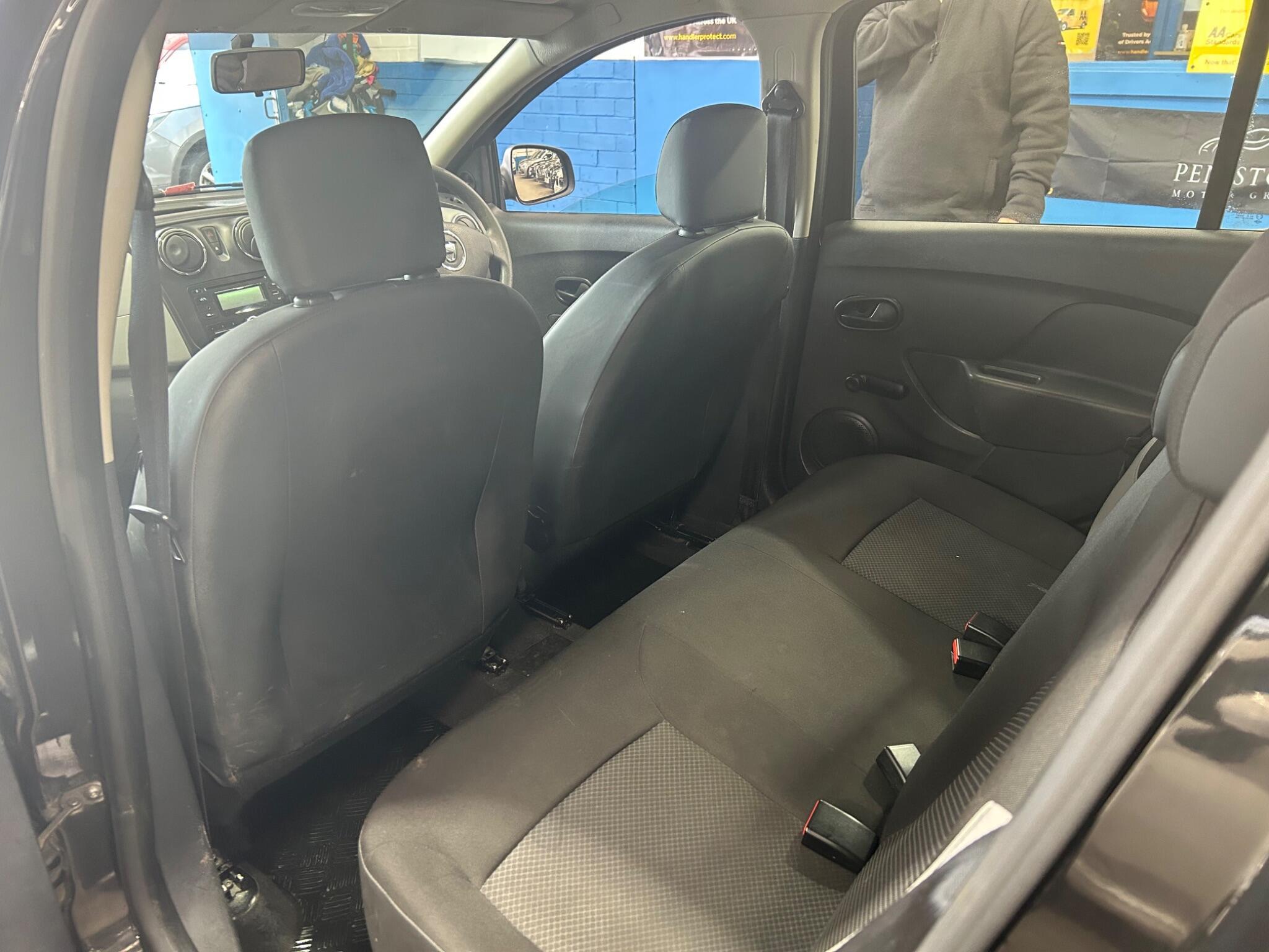 Dacia Sandero - Image 15