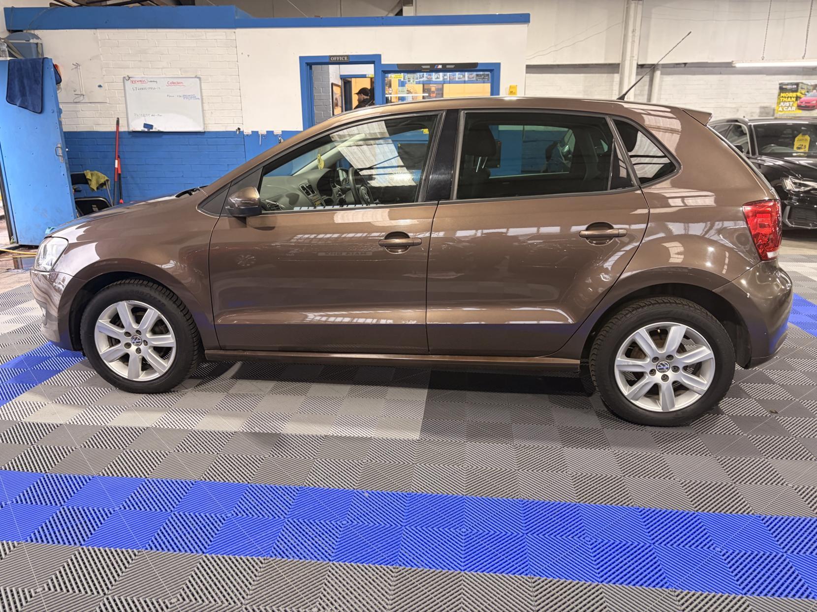 Volkswagen Polo - Image 4