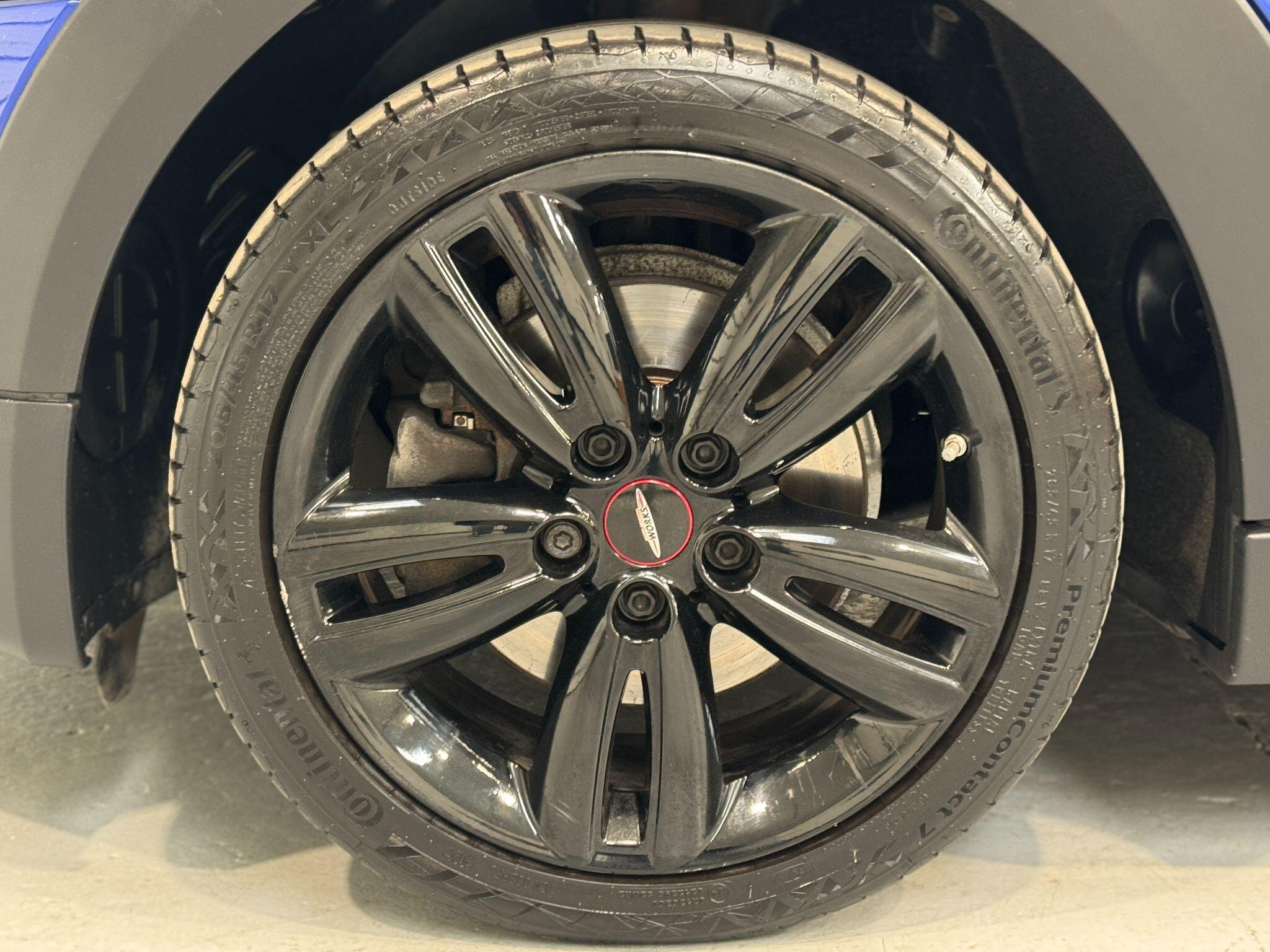 MINI Hatch - Image 28