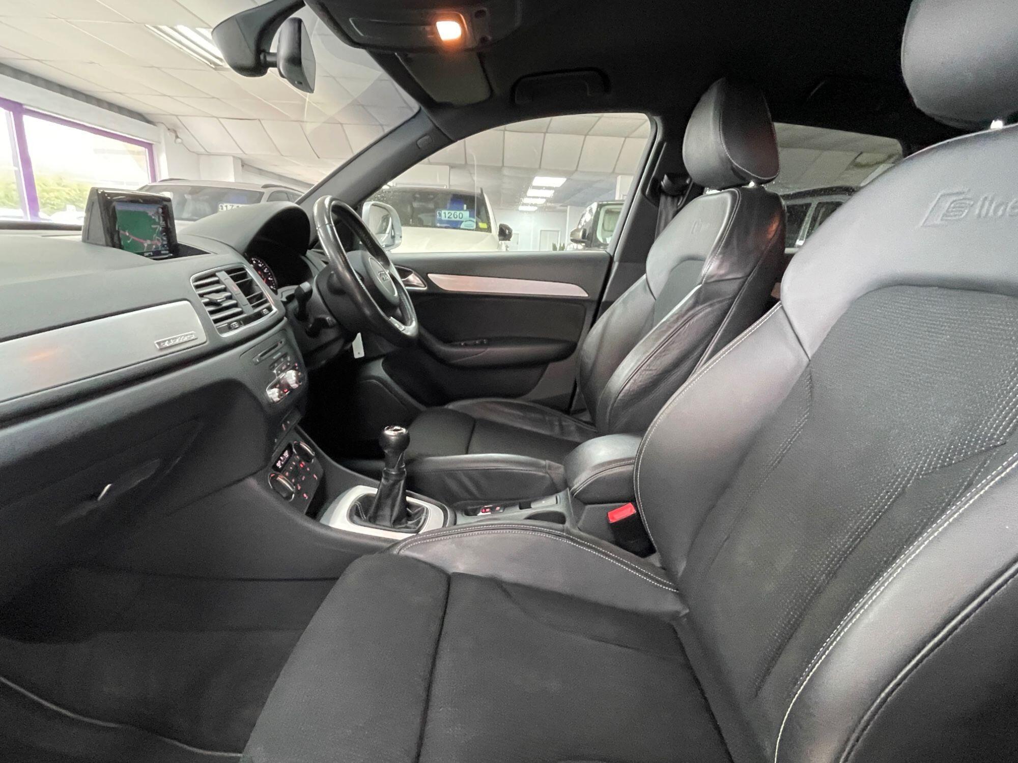 Audi Q3 - Image 33