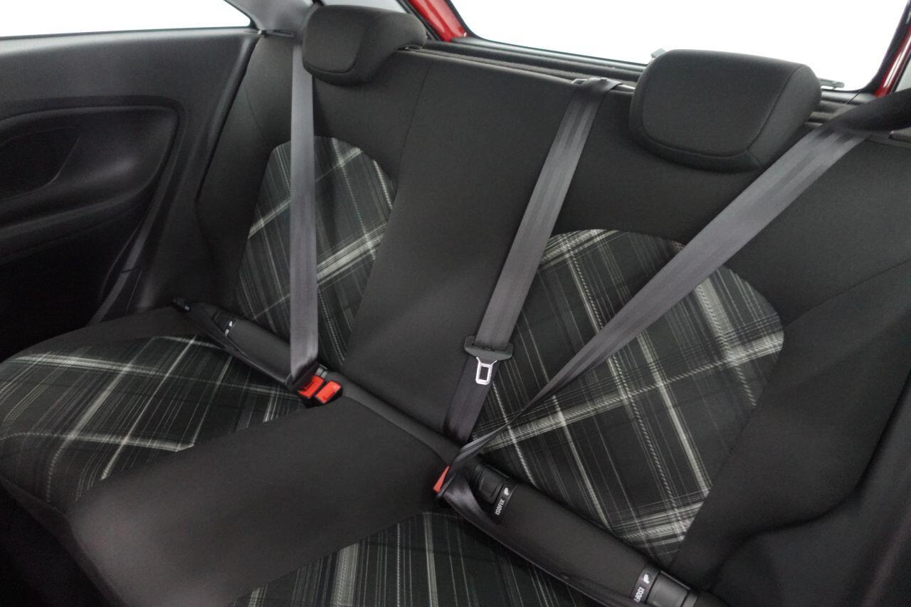 Vauxhall Corsa - Image 20