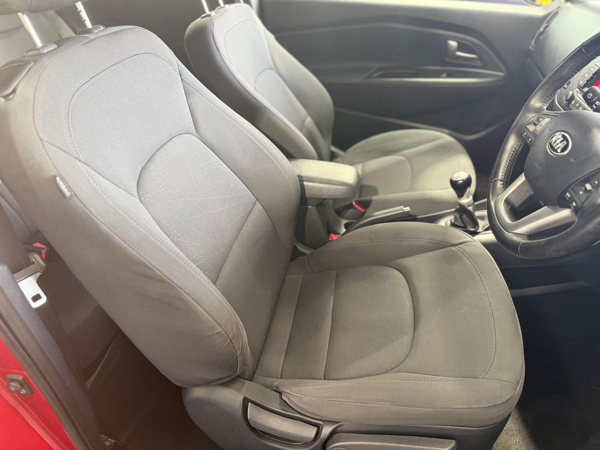 Kia Rio - Image 8