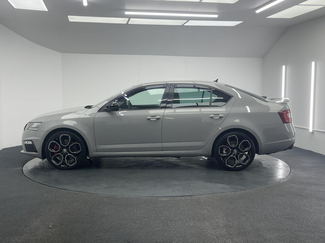 Skoda Octavia - Image 12