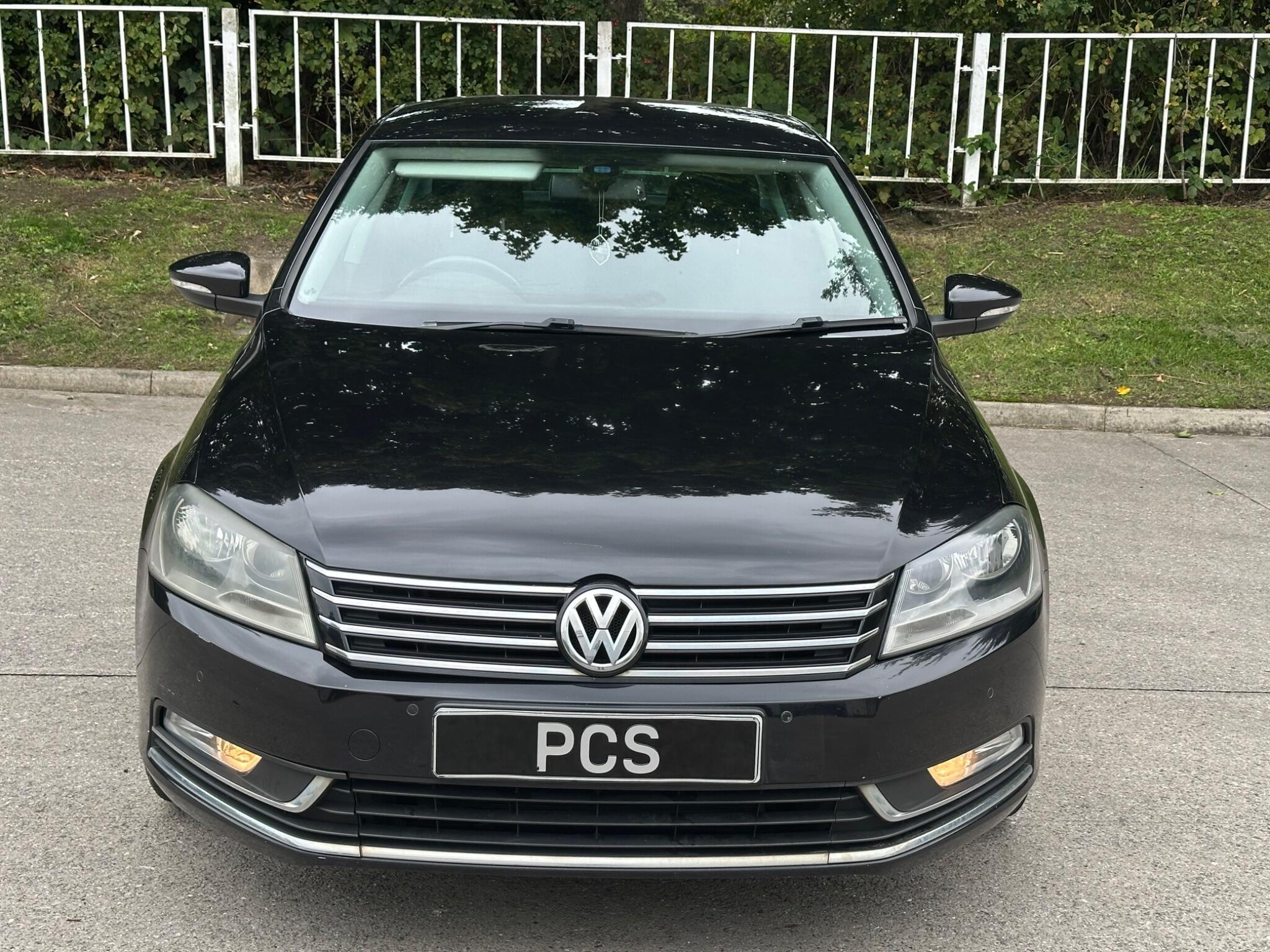 Volkswagen Passat - Image 4