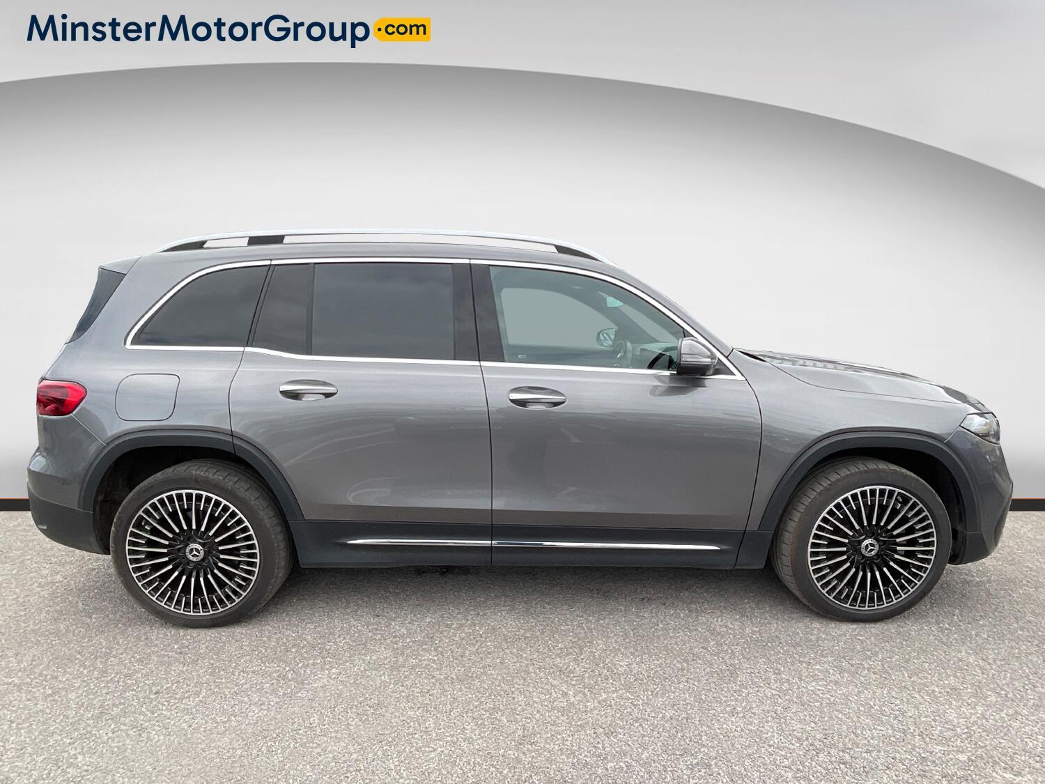 Mercedes Eqb - Image 2