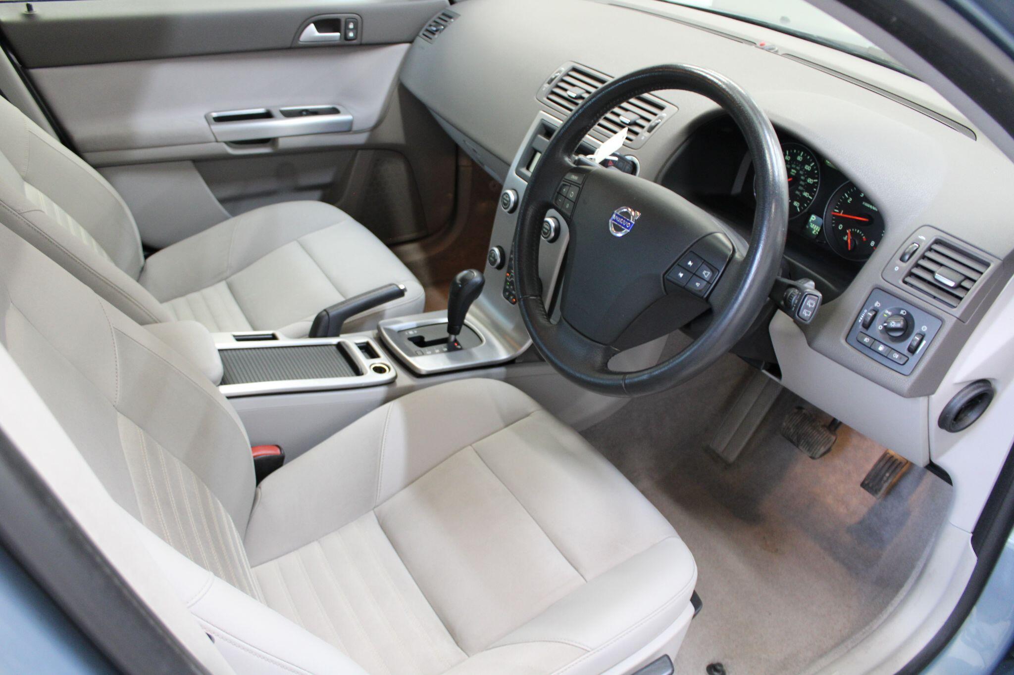 Volvo V50 - Image 43