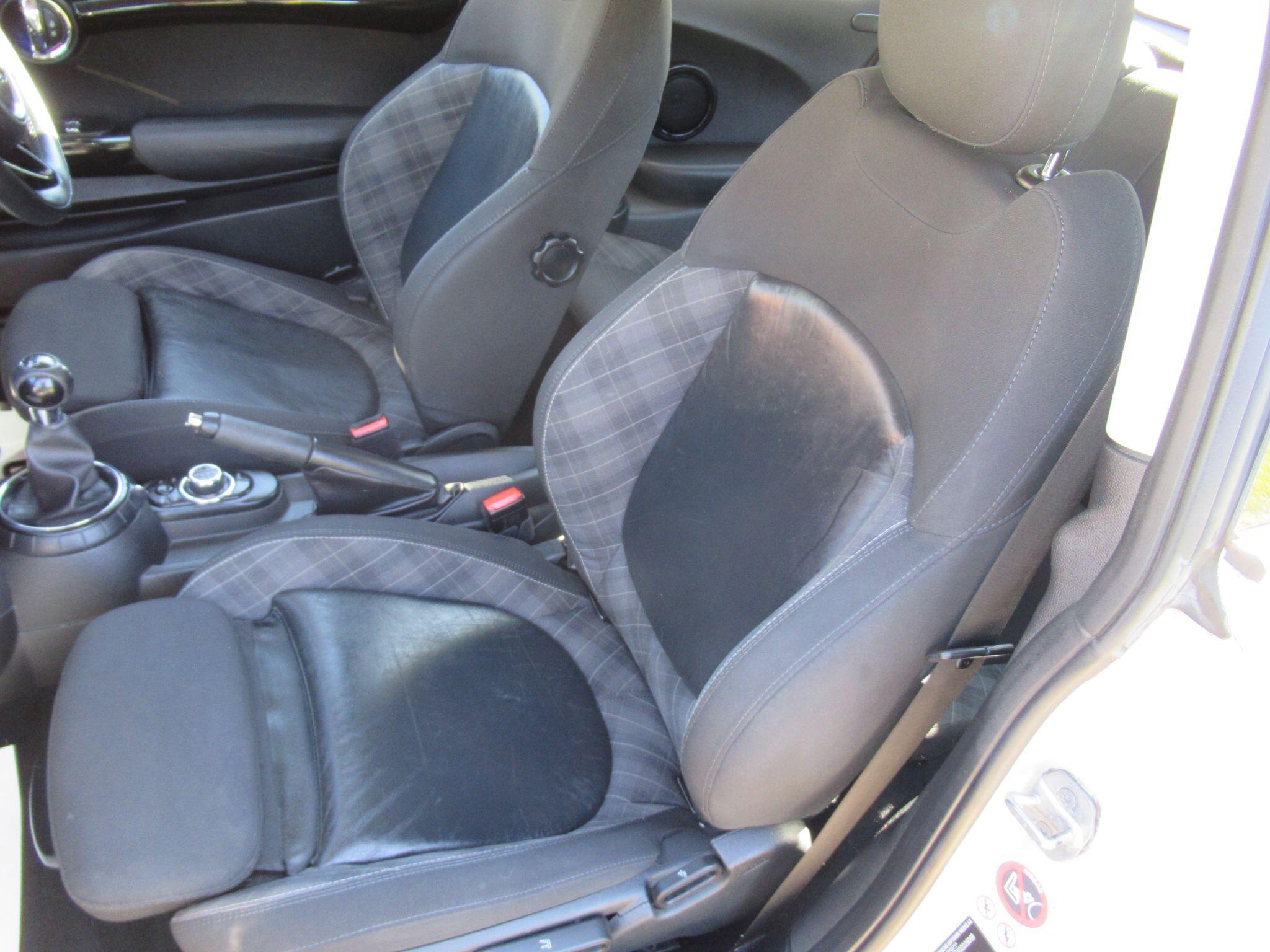 MINI Hatch - Image 14